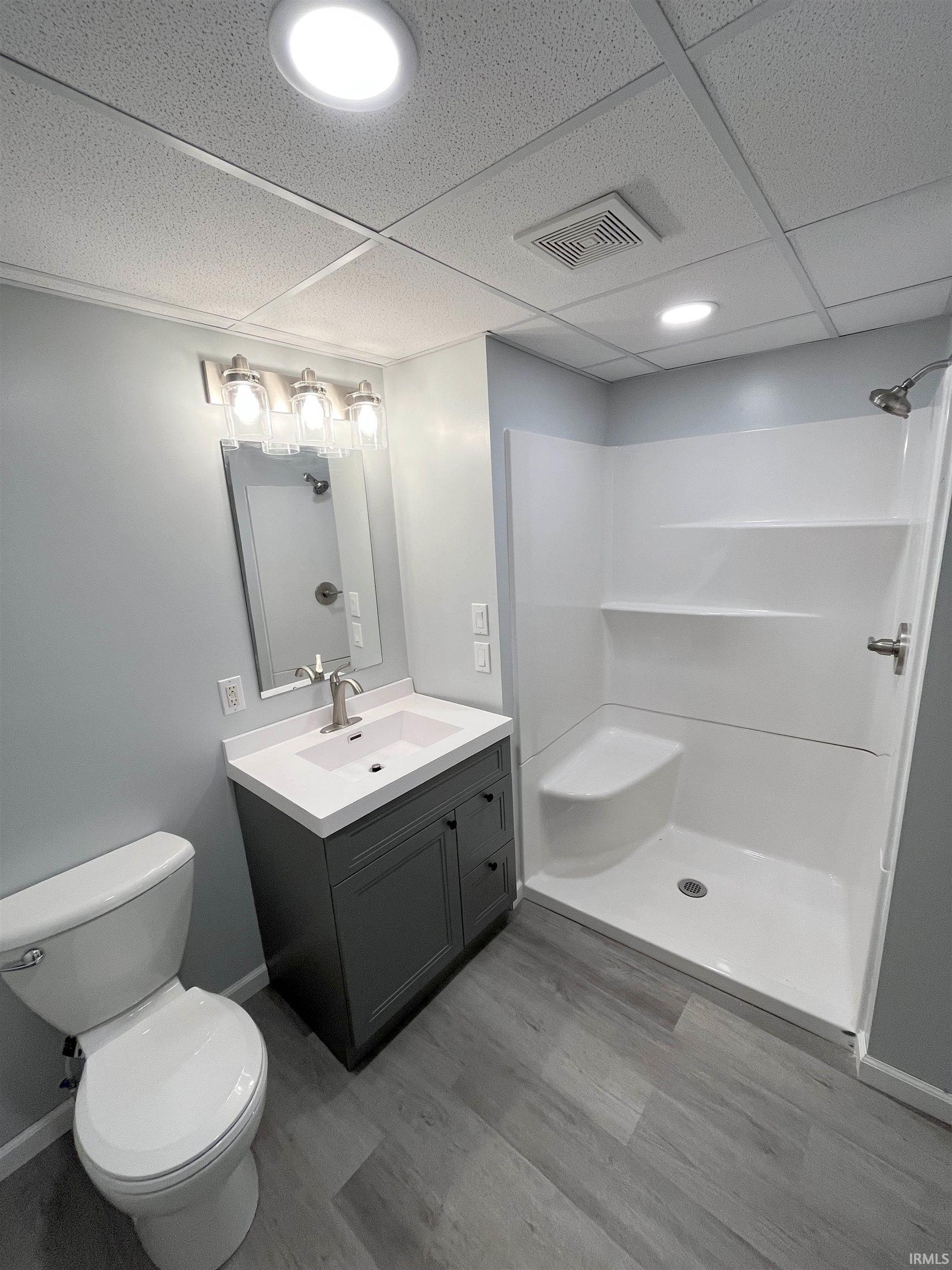 Photo 35 of 2706 Berkey Avenue