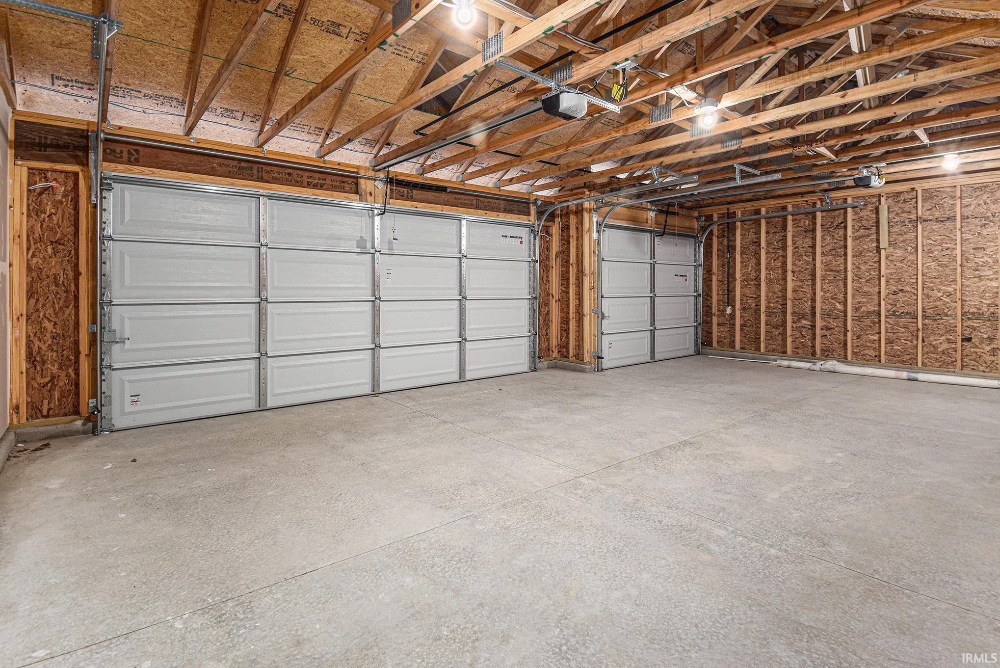 Attached garage with 10x18 3rd stall