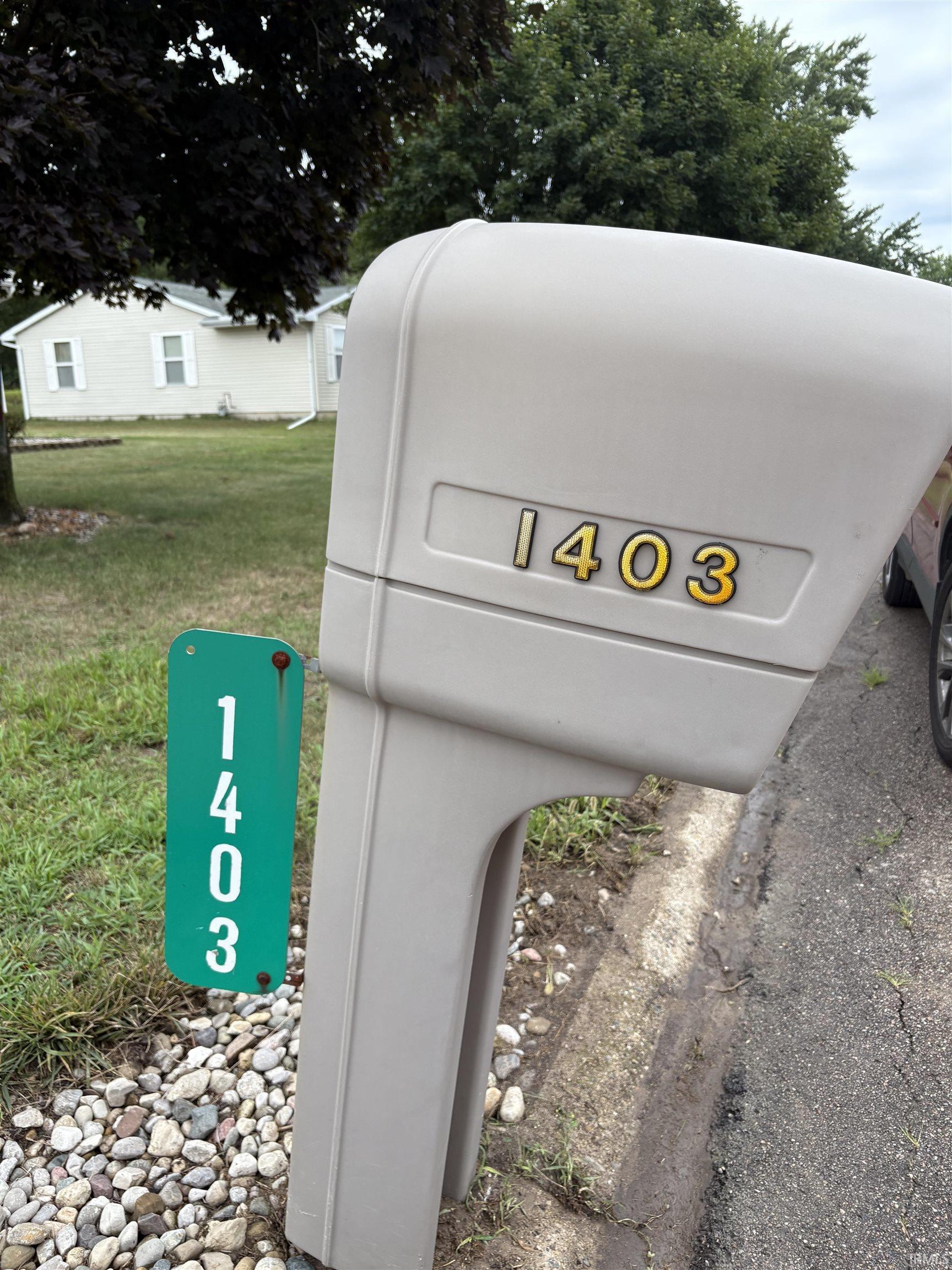 Photo 33 of 1403 Lakeview Boulevard