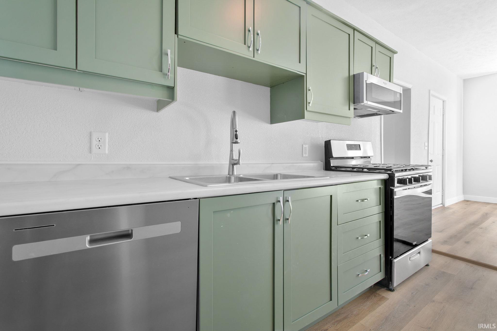 Photo 10 of 903 Mcpherson Street