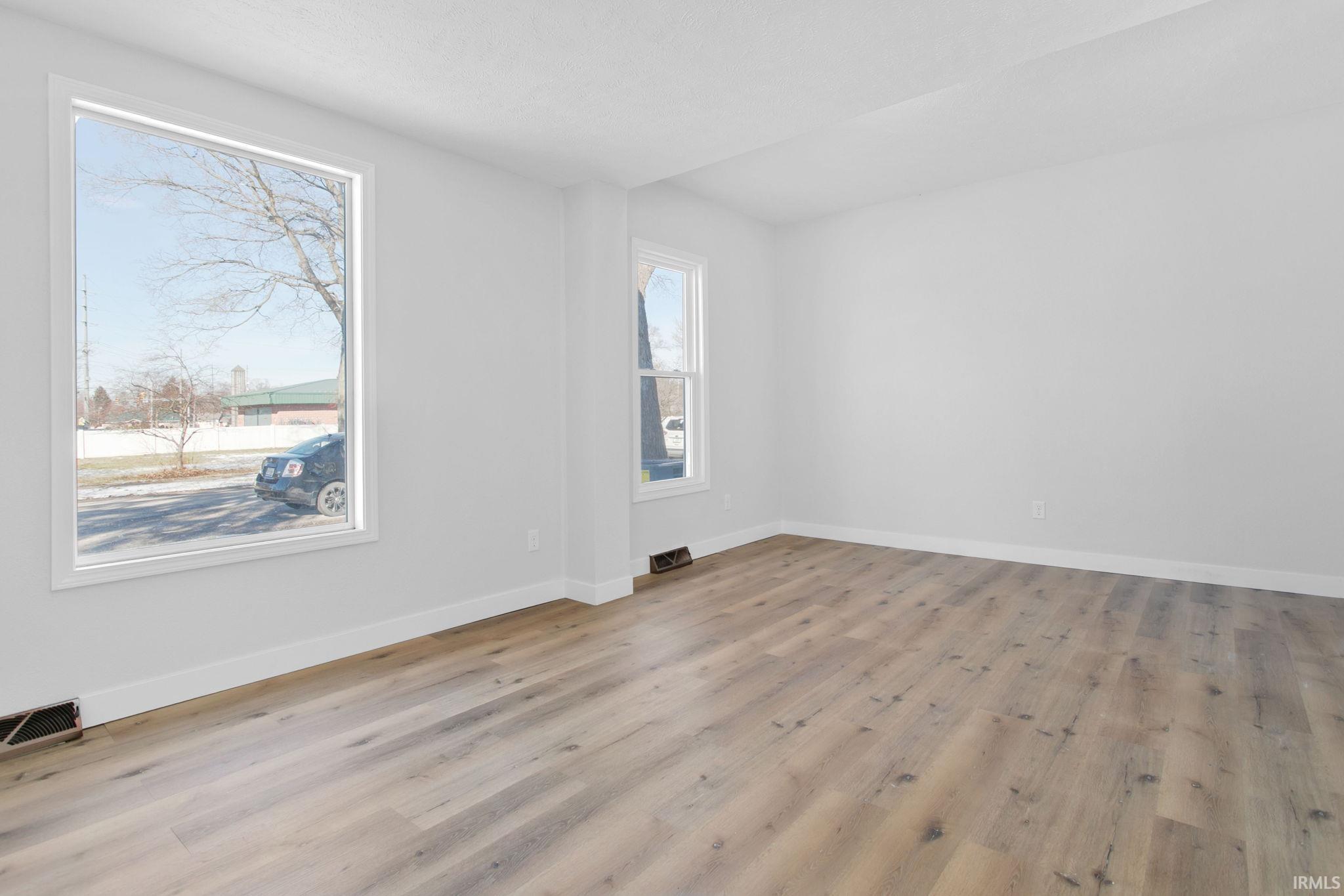 Photo 14 of 903 Mcpherson Street