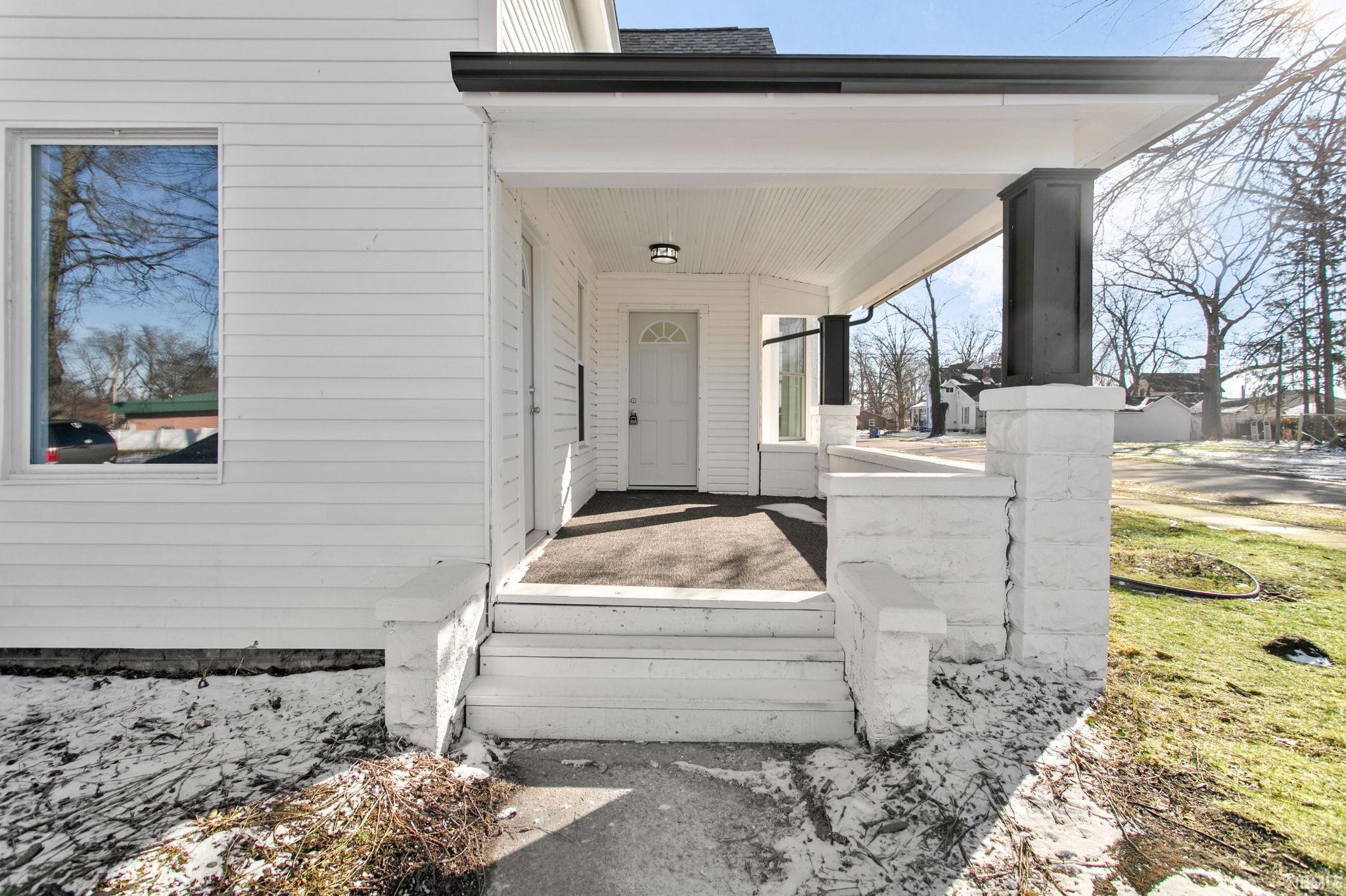 Photo 2 of 903 Mcpherson Street