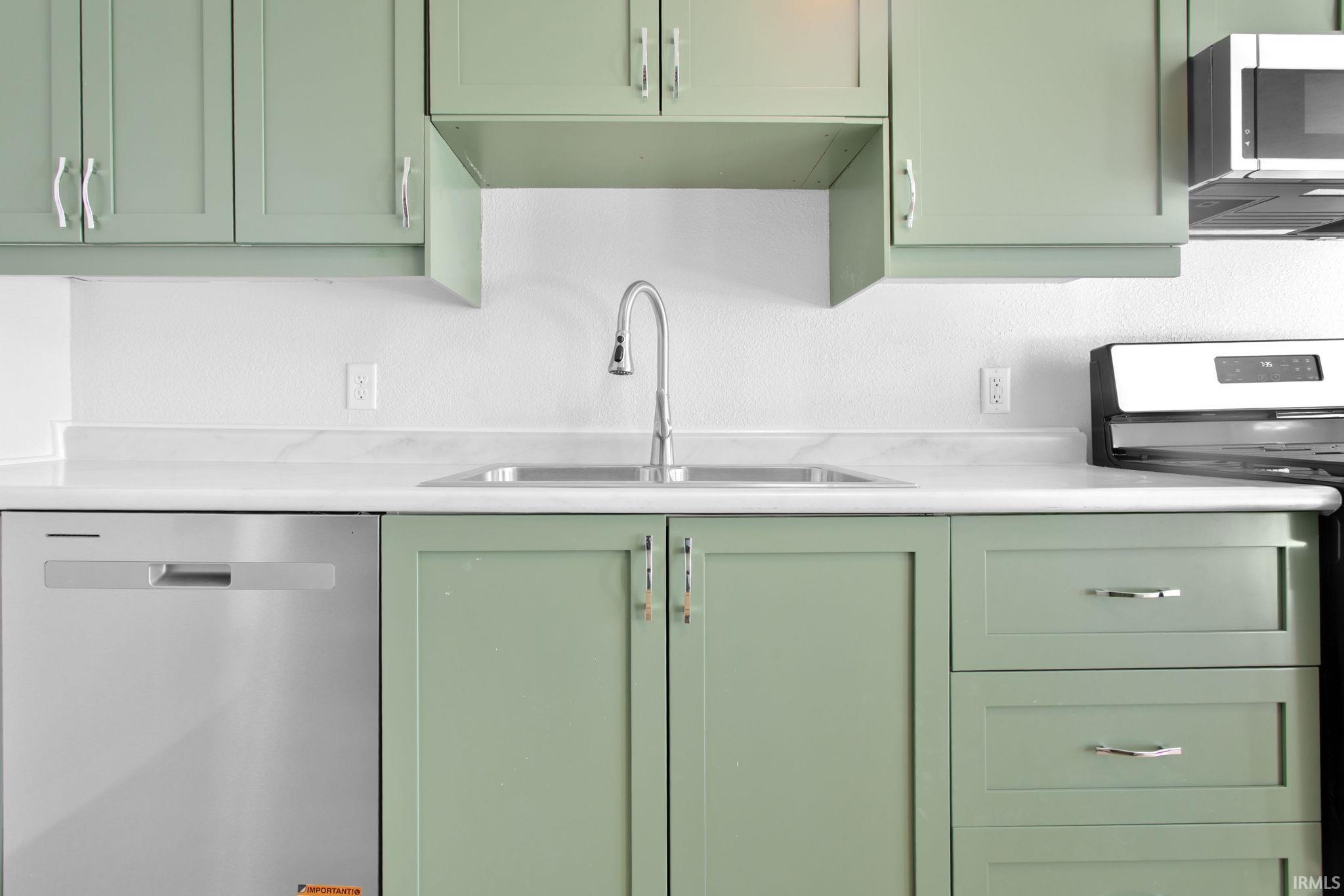 Photo 20 of 903 Mcpherson Street