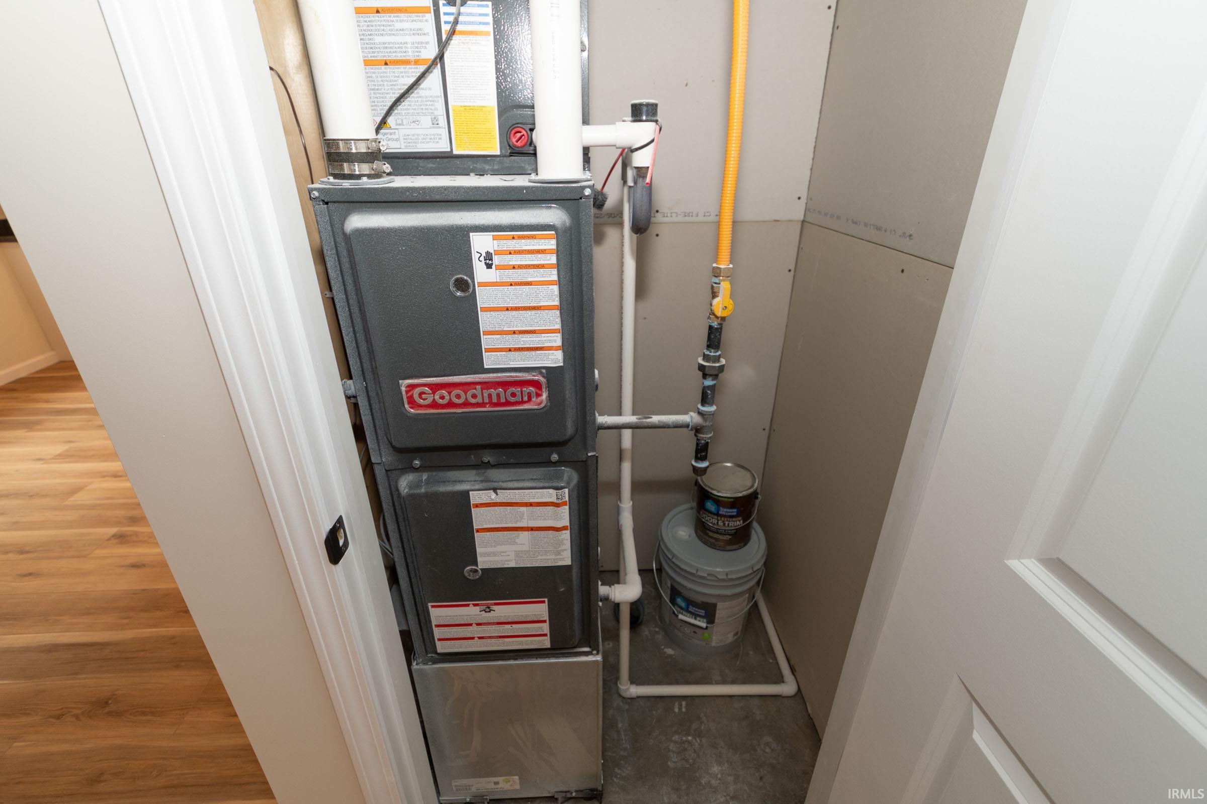 Photo 11 of 1119 Edwardsburg Ave.