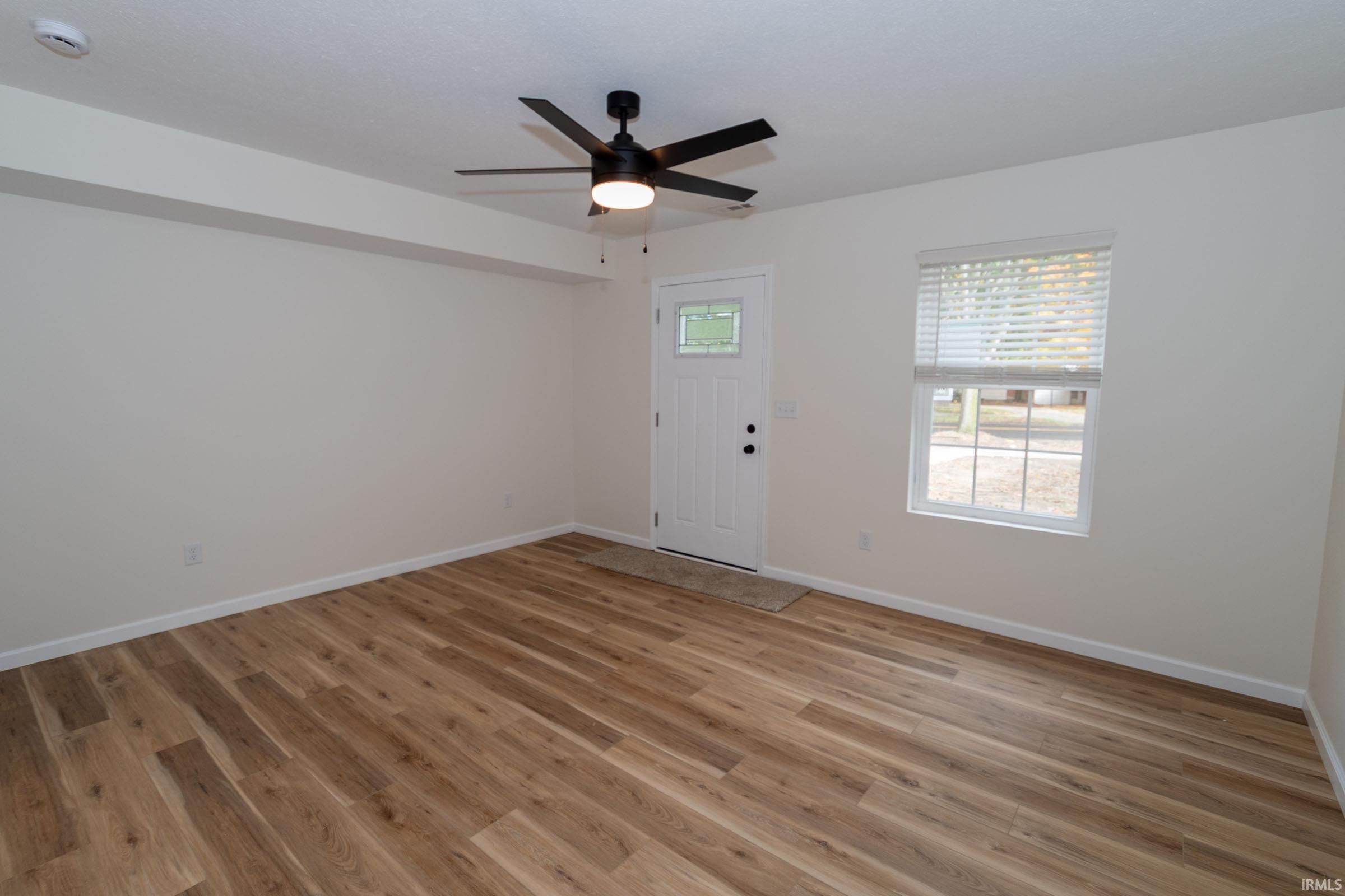 Photo 19 of 1119 Edwardsburg Ave.