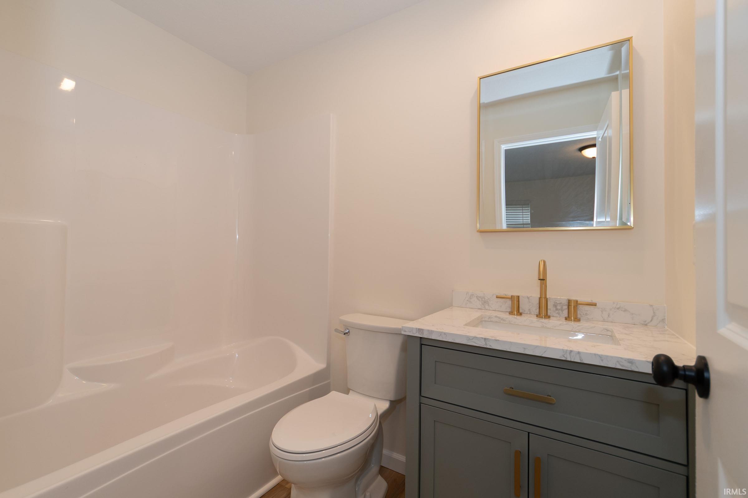 Photo 27 of 1119 Edwardsburg Ave.