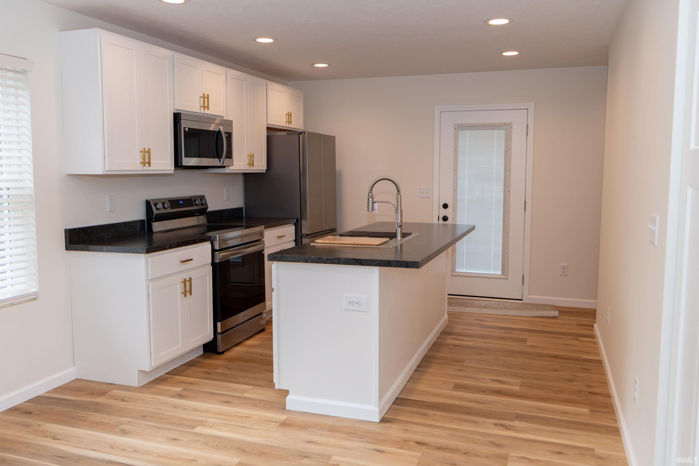 Photo 30 of 1119 Edwardsburg Ave.