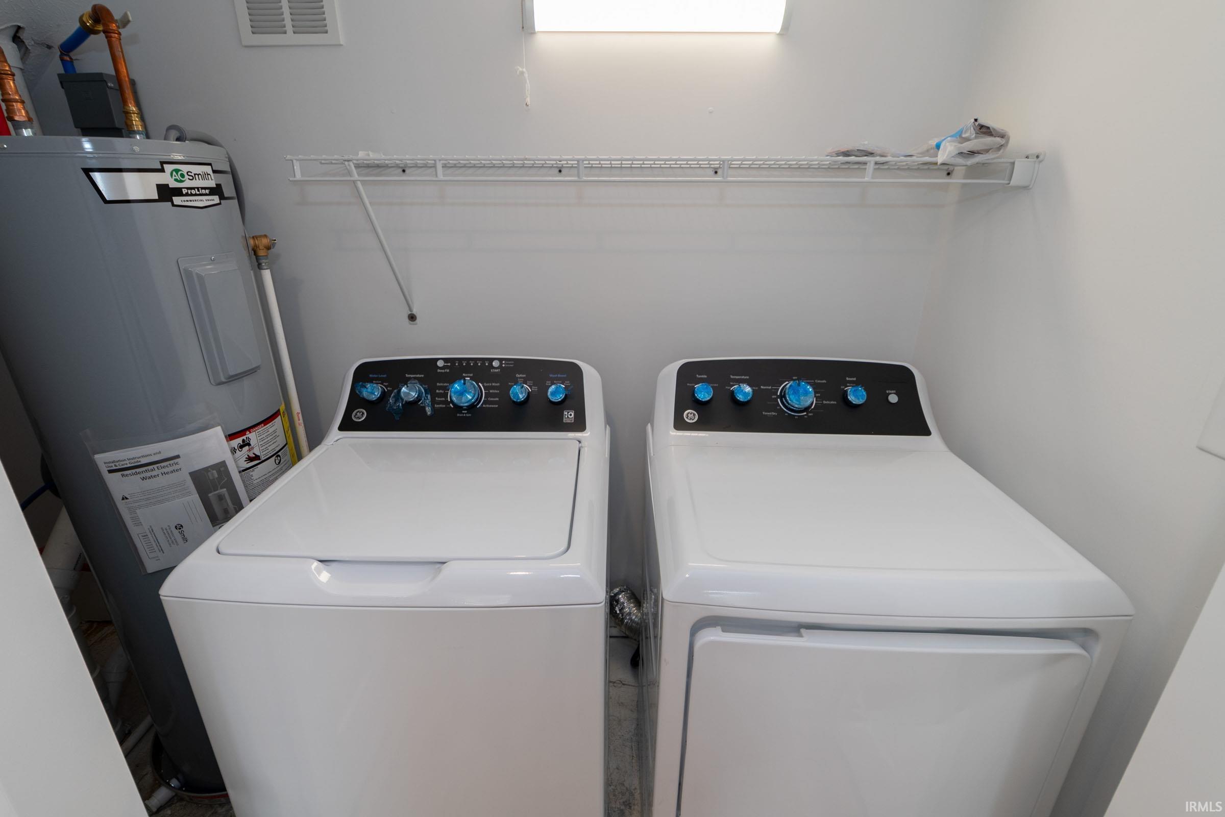 Photo 4 of 1119 Edwardsburg Ave.