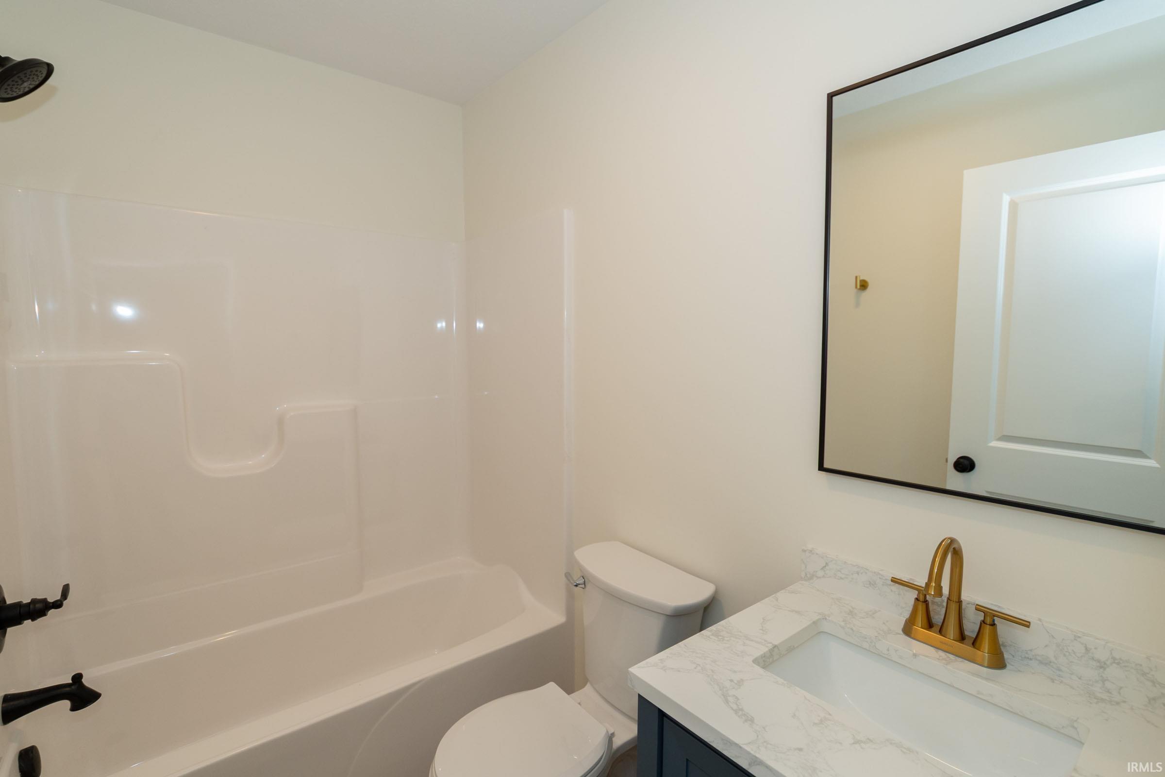 Photo 13 of 1105 Edwardsburg Ave