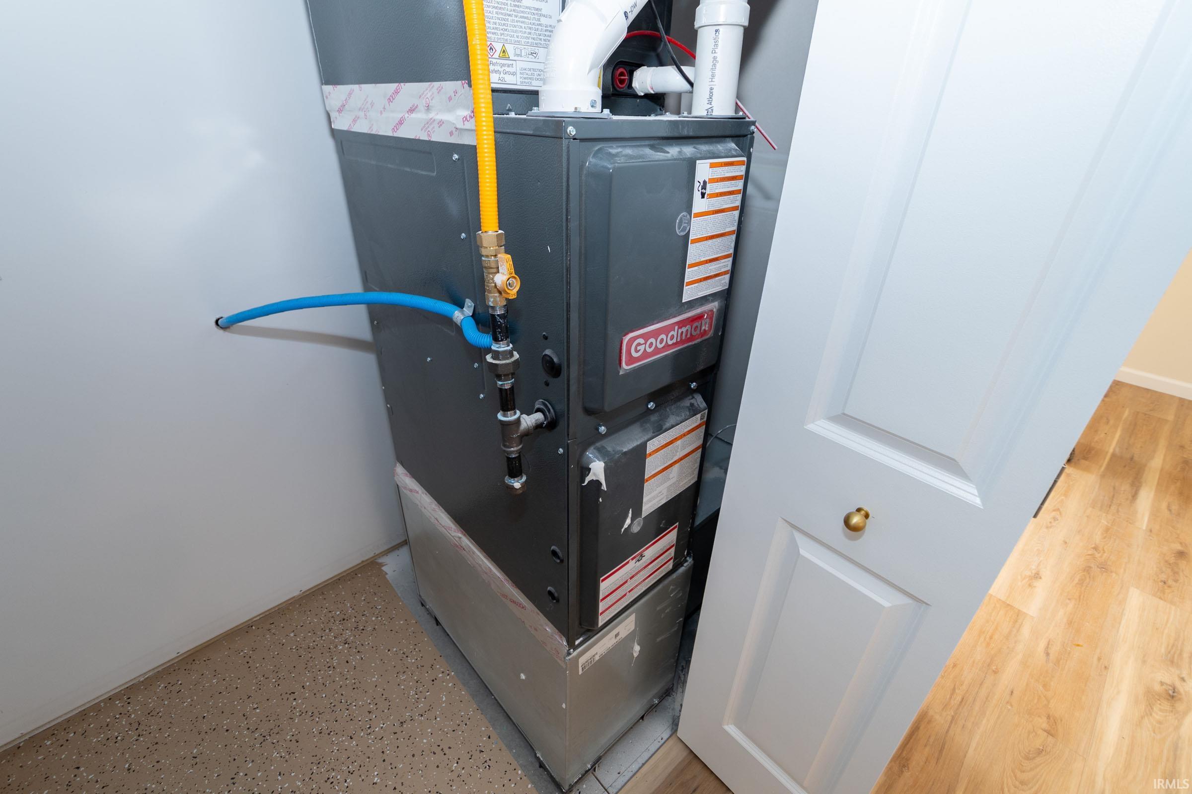 Photo 8 of 1105 Edwardsburg Ave