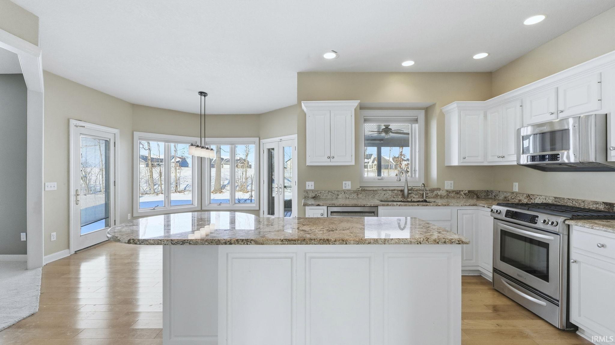 Photo 12 of 10918 Monte Vista Court