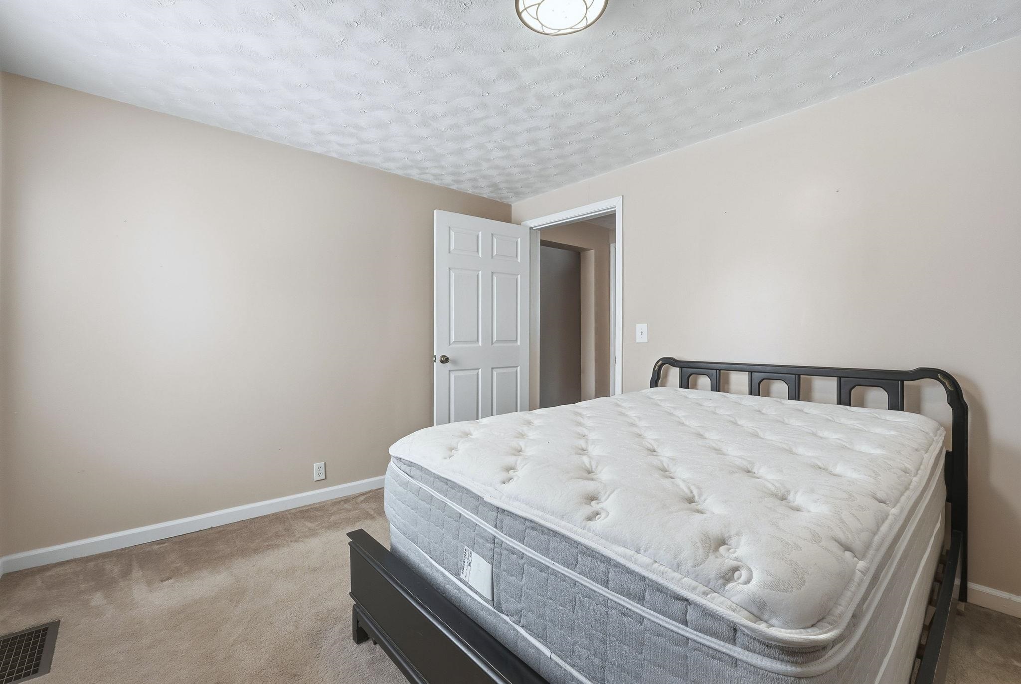 Photo 13 of 11184 S 250 West Road