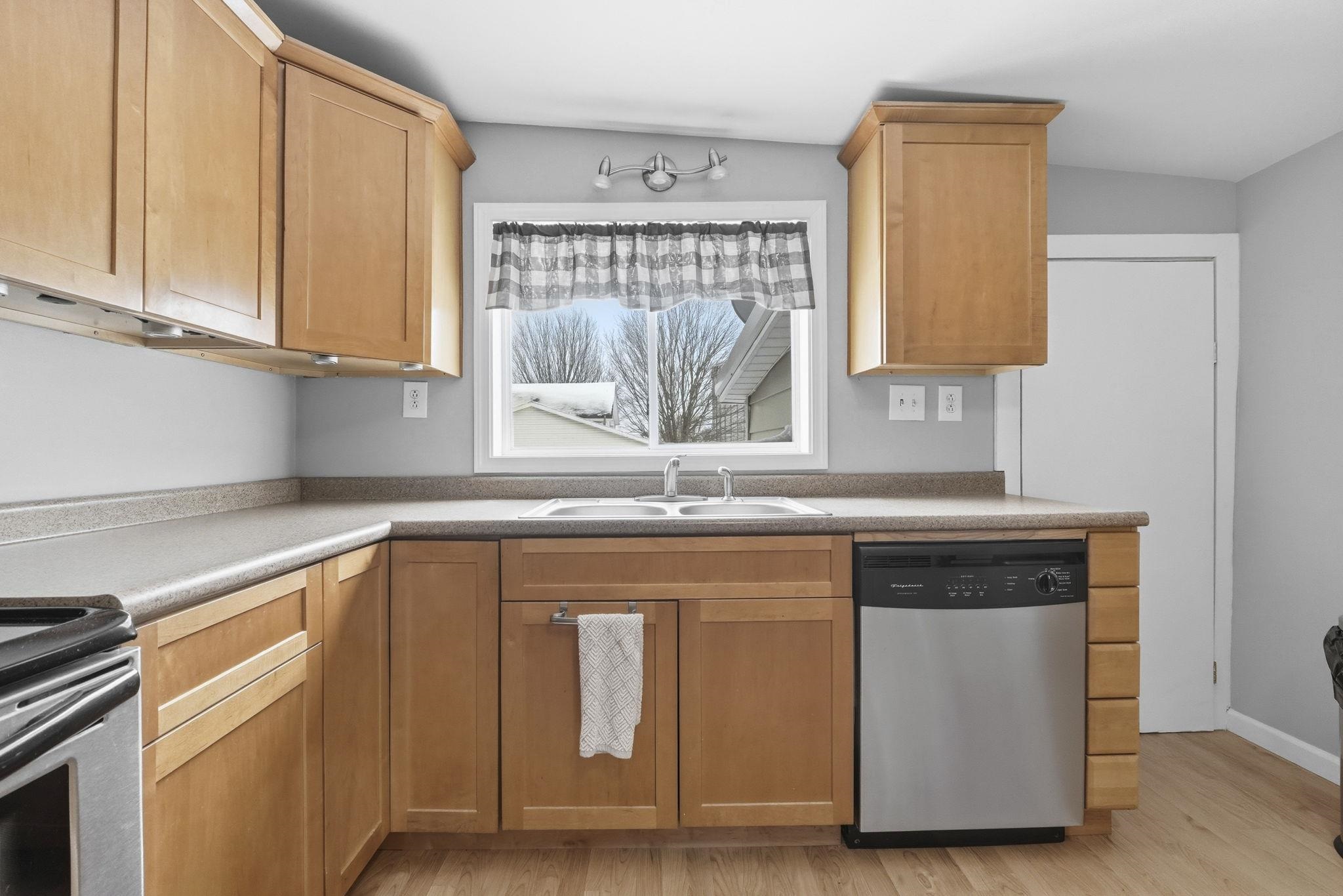 Photo 8 of 11184 S 250 West Road