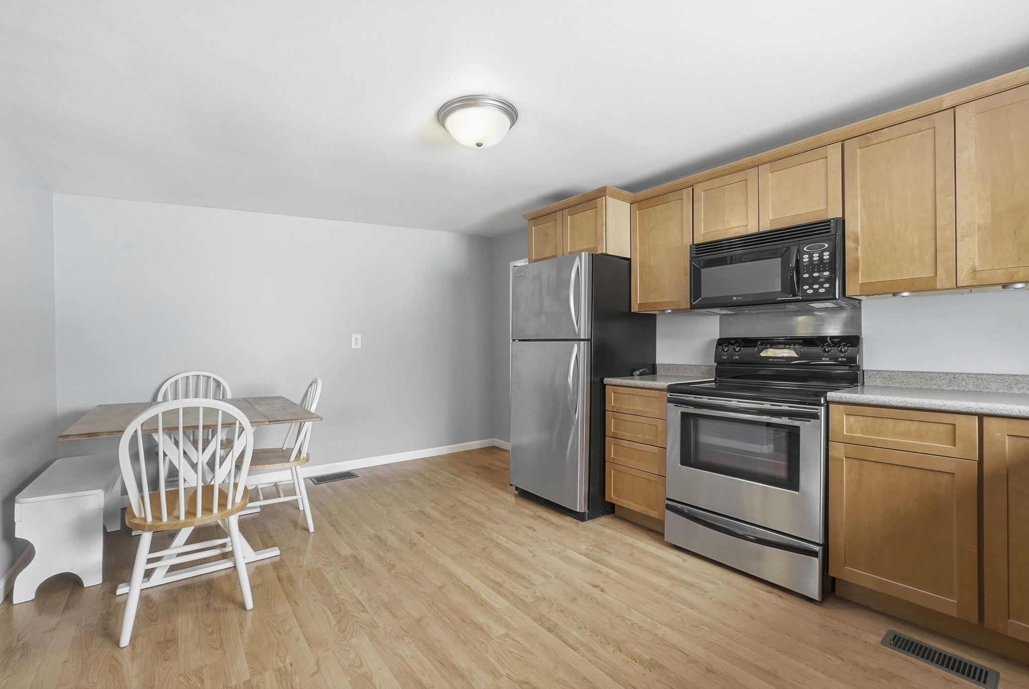 Photo 9 of 11184 S 250 West Road