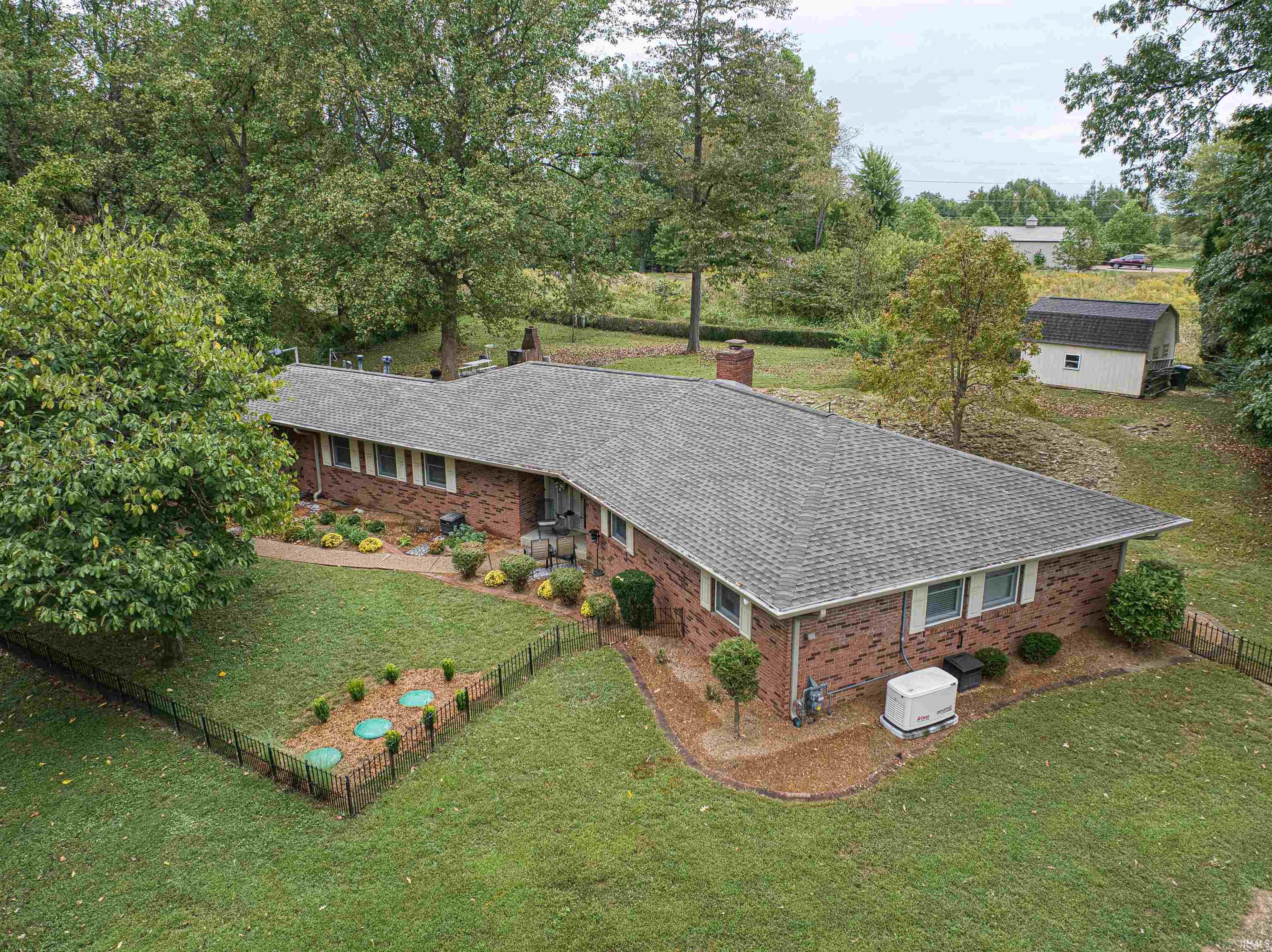 Homes for sale in Newburgh, IN | 5244 Tarrytown Rd, Newburgh, IN 47630 | MLS# 202601762