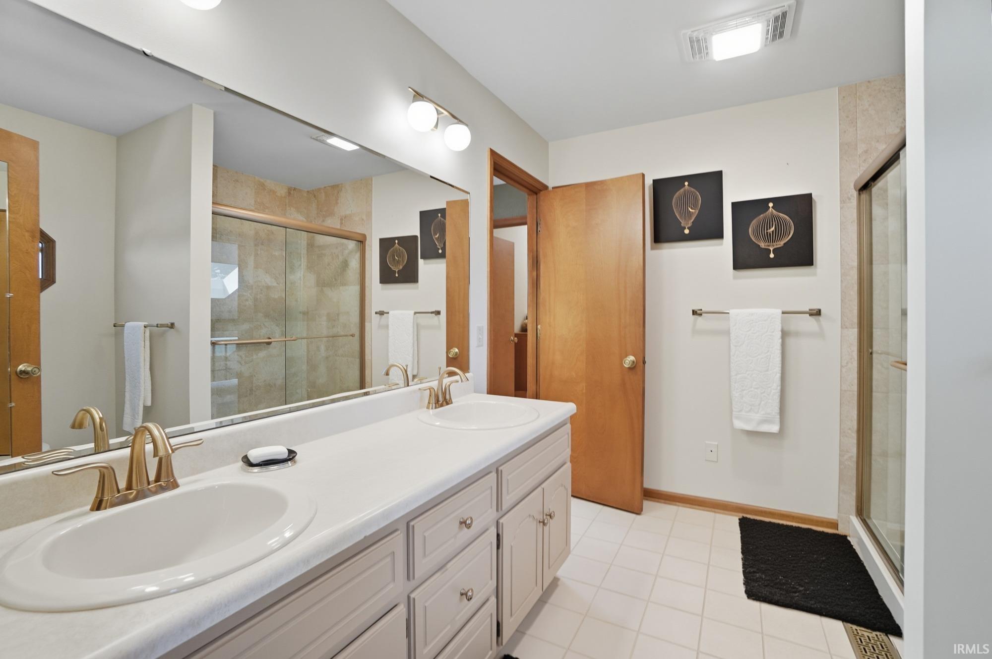 Photo 18 of 5717 Bayside Drive