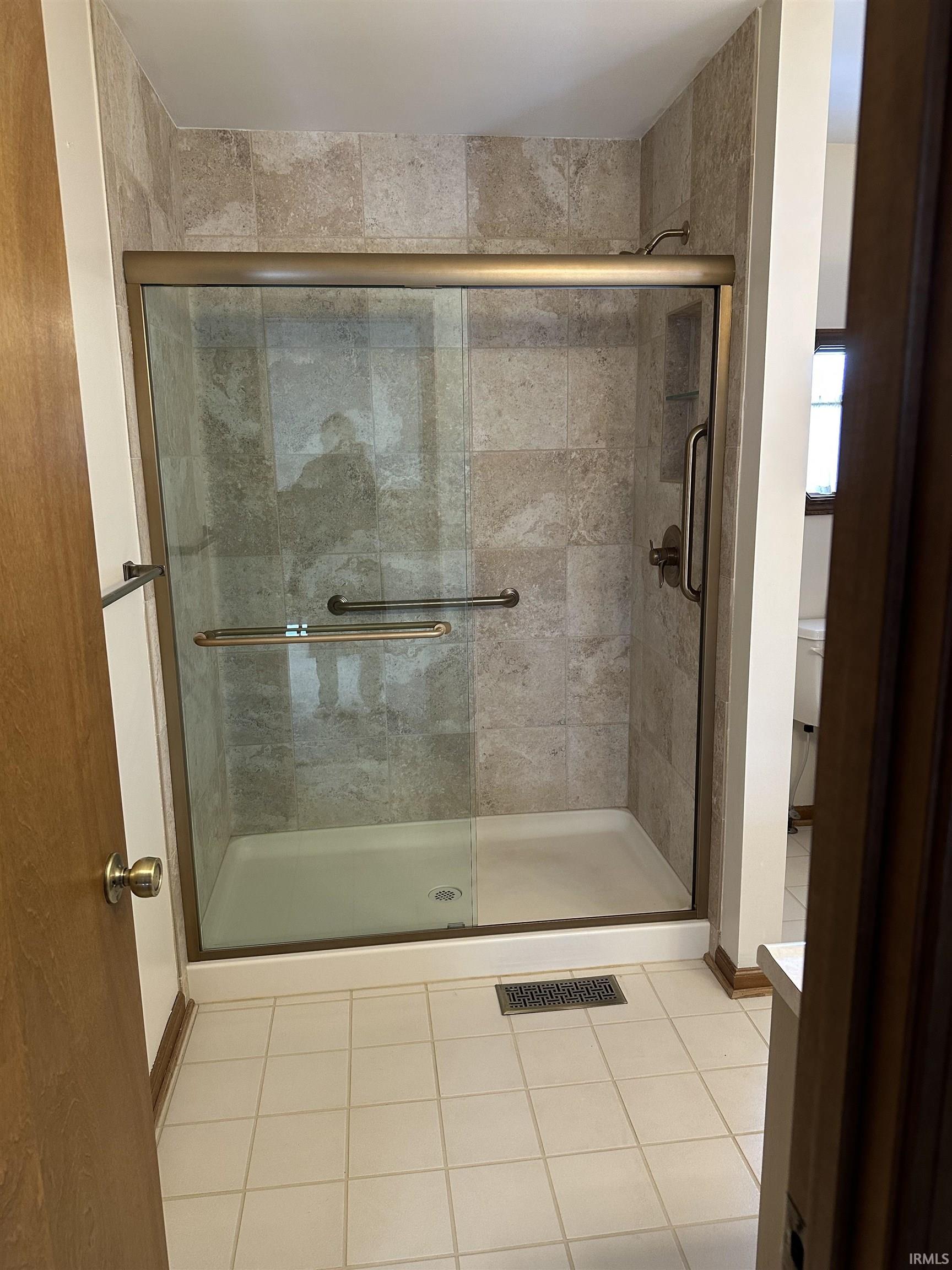 Photo 19 of 5717 Bayside Drive