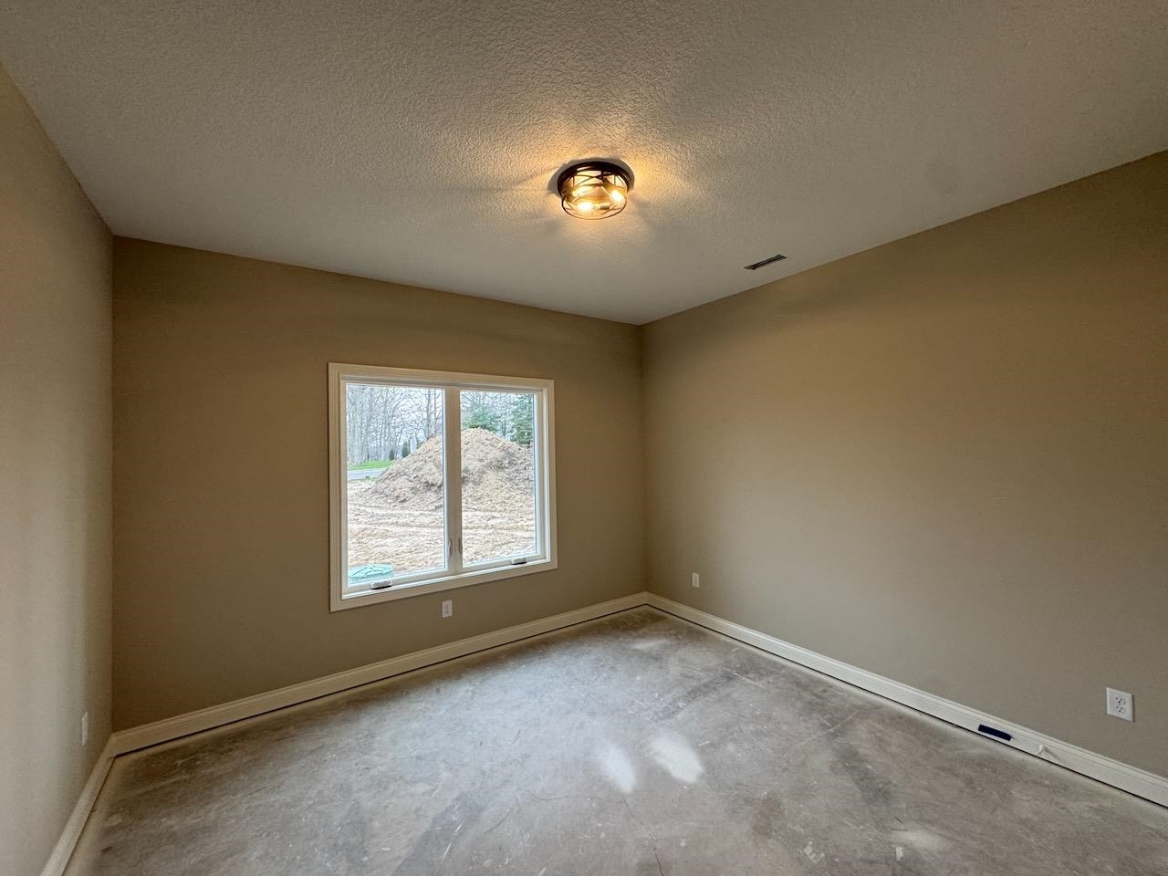 Photo 21 of 2252 Highlander Drive