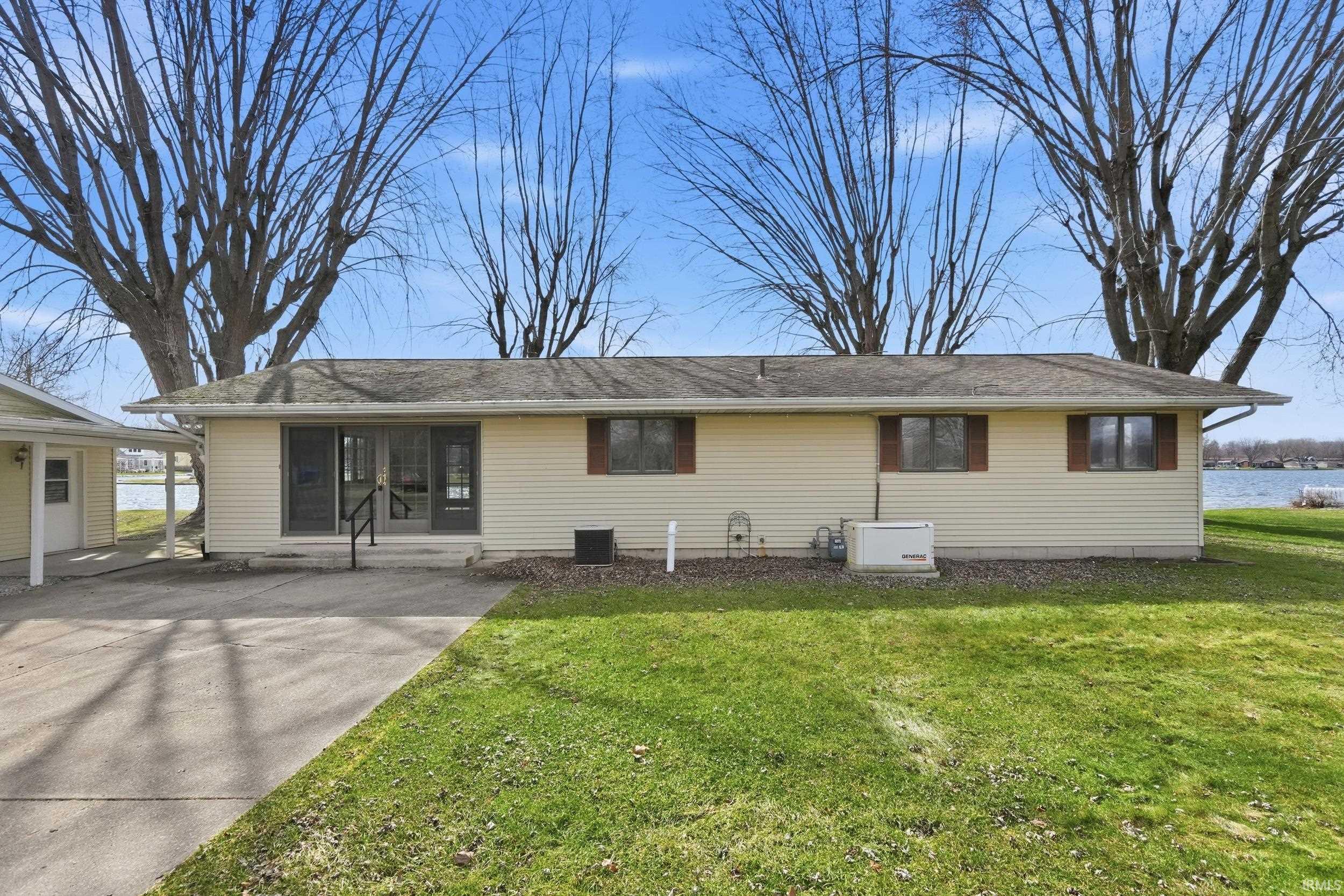 Photo 20 of 0690 E 635 S - Dallas Lake.