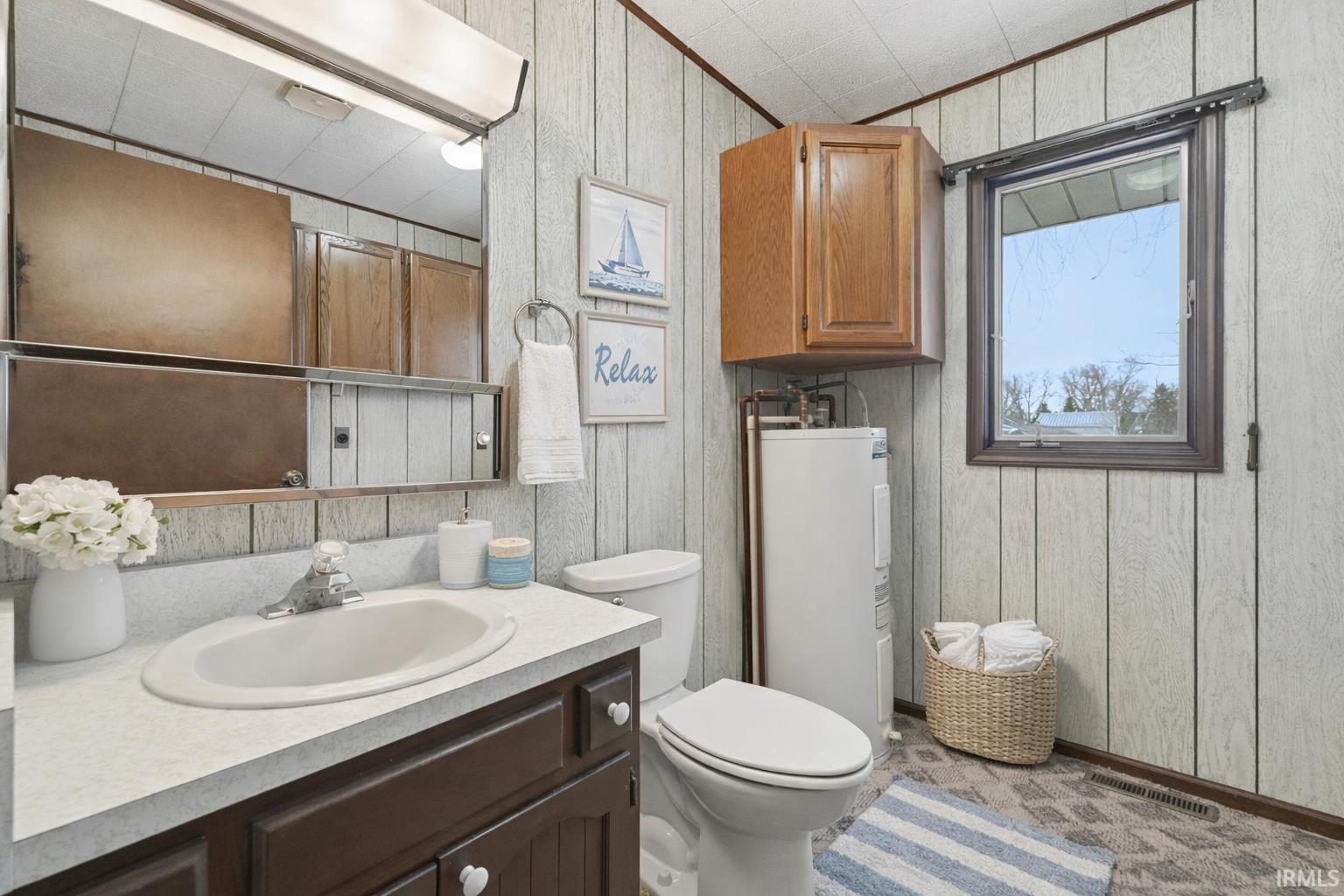 Photo 23 of 0690 E 635 S - Dallas Lake.