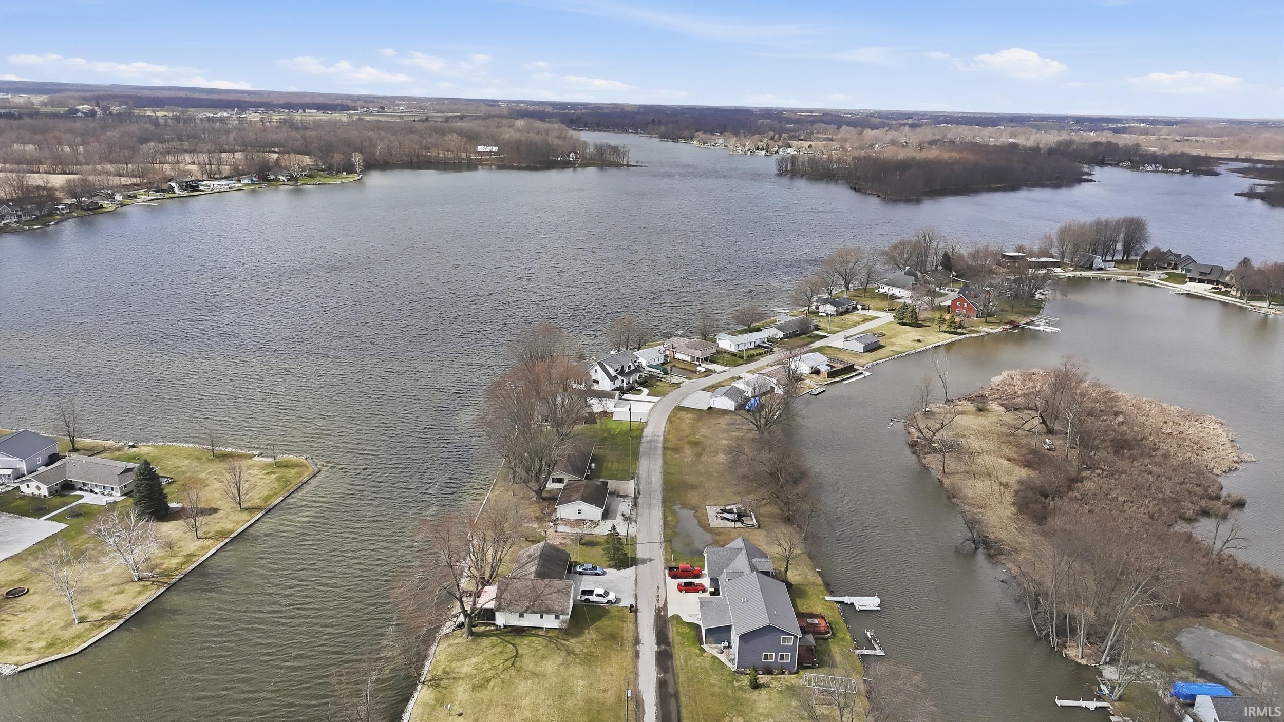 Photo 8 of 0690 E 635 S - Dallas Lake.