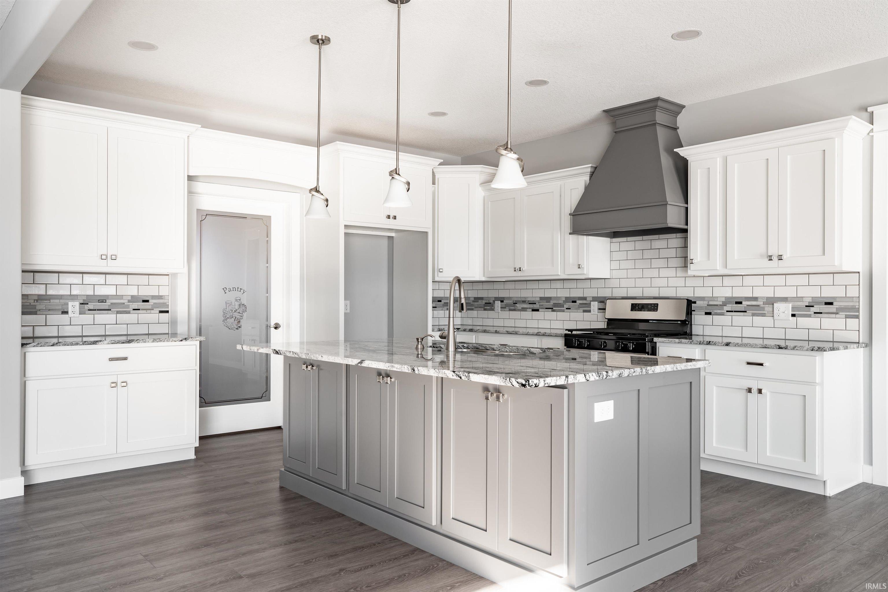 Photo 6 of 17740 Castlefeane Court