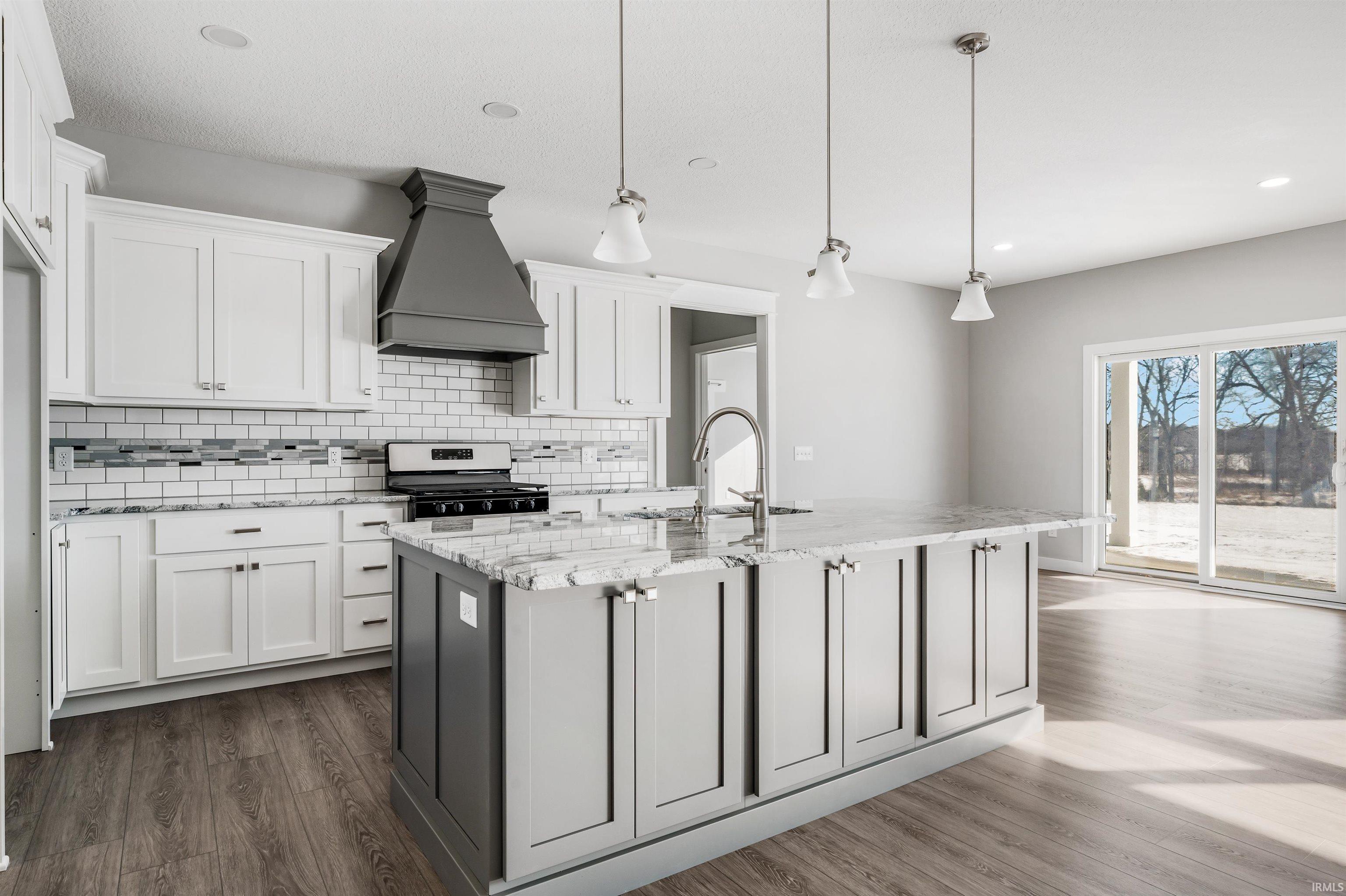 Photo 8 of 17740 Castlefeane Court