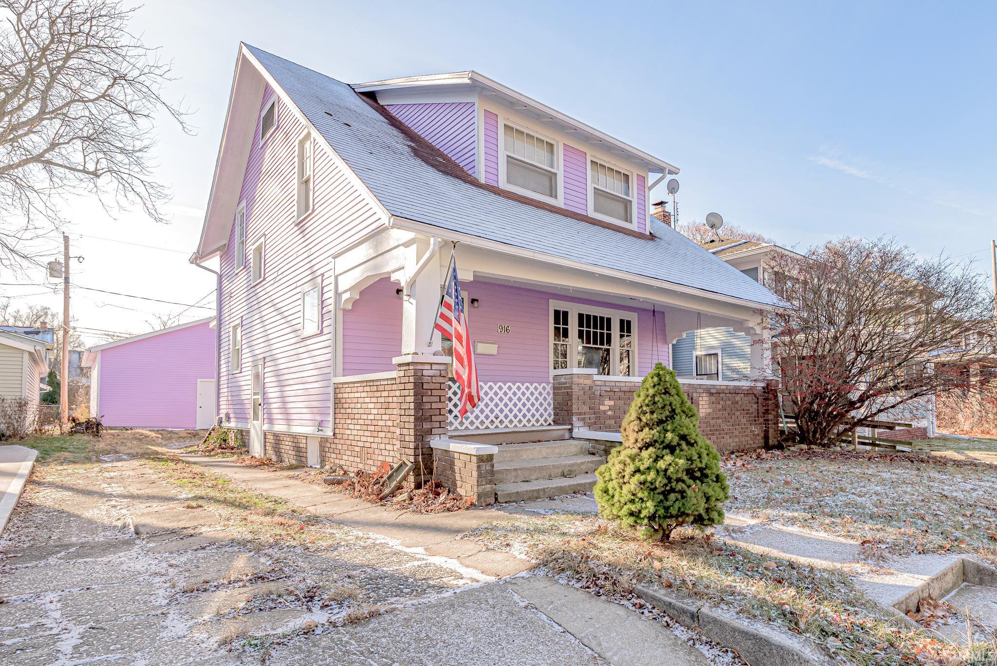 Photo 2 of 916 Northwood Boulevard