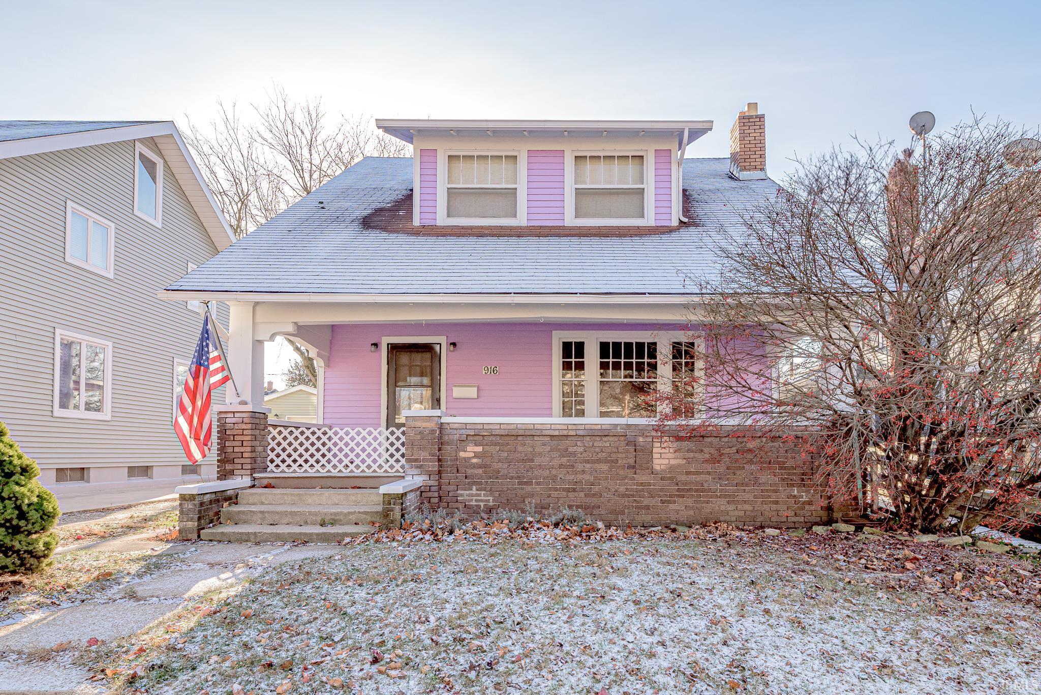 Photo 3 of 916 Northwood Boulevard