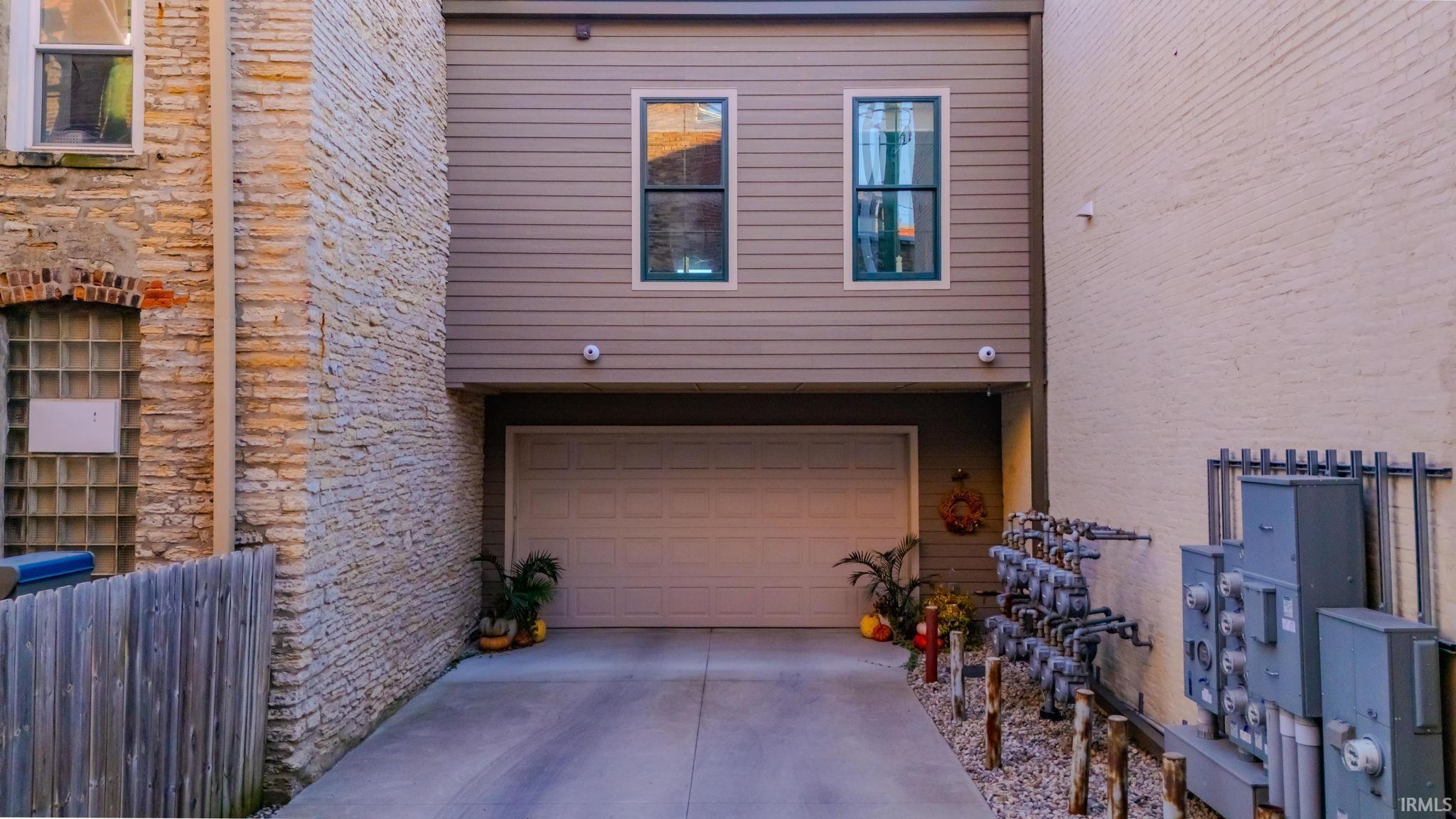 Photo 1 of 76 W Canal Street