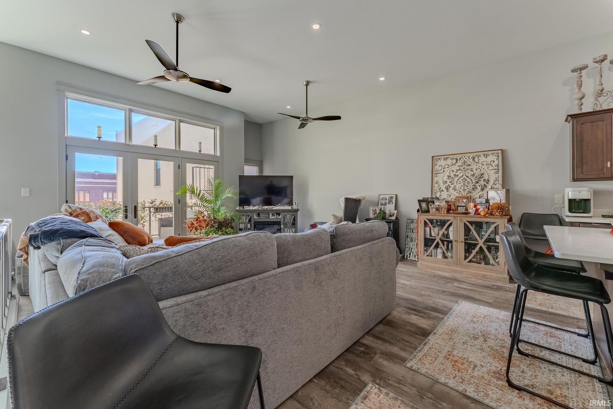 Photo 10 of 76 W Canal Street