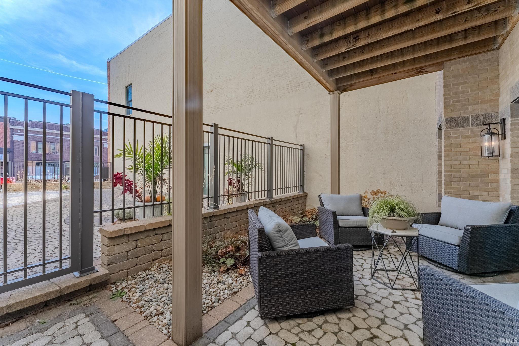 Photo 7 of 76 W Canal Street