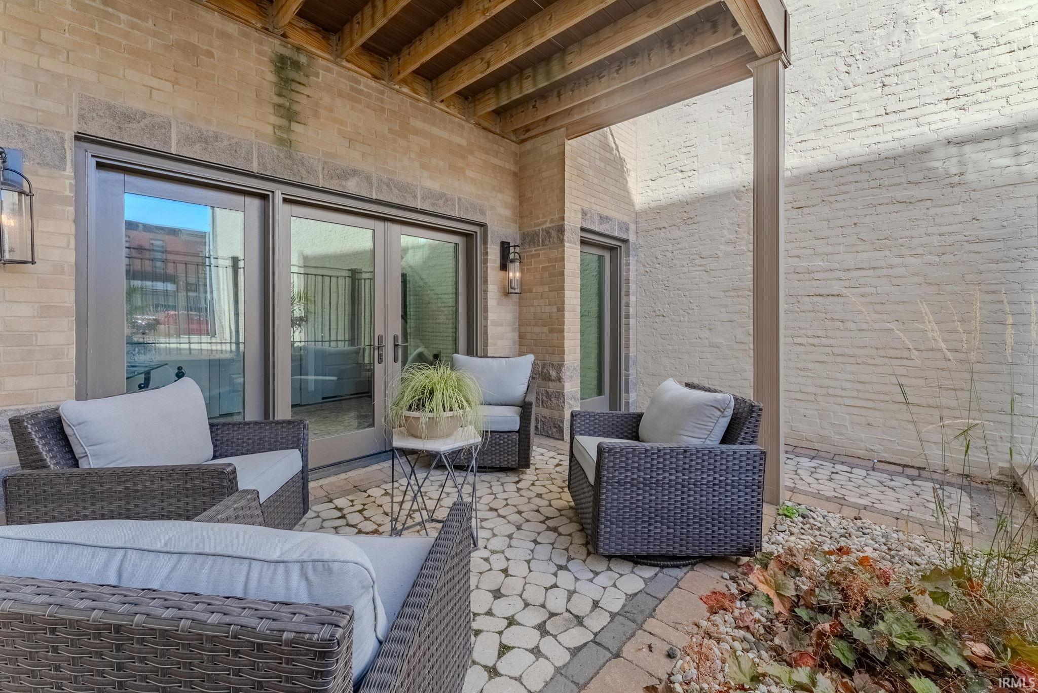 Photo 9 of 76 W Canal Street