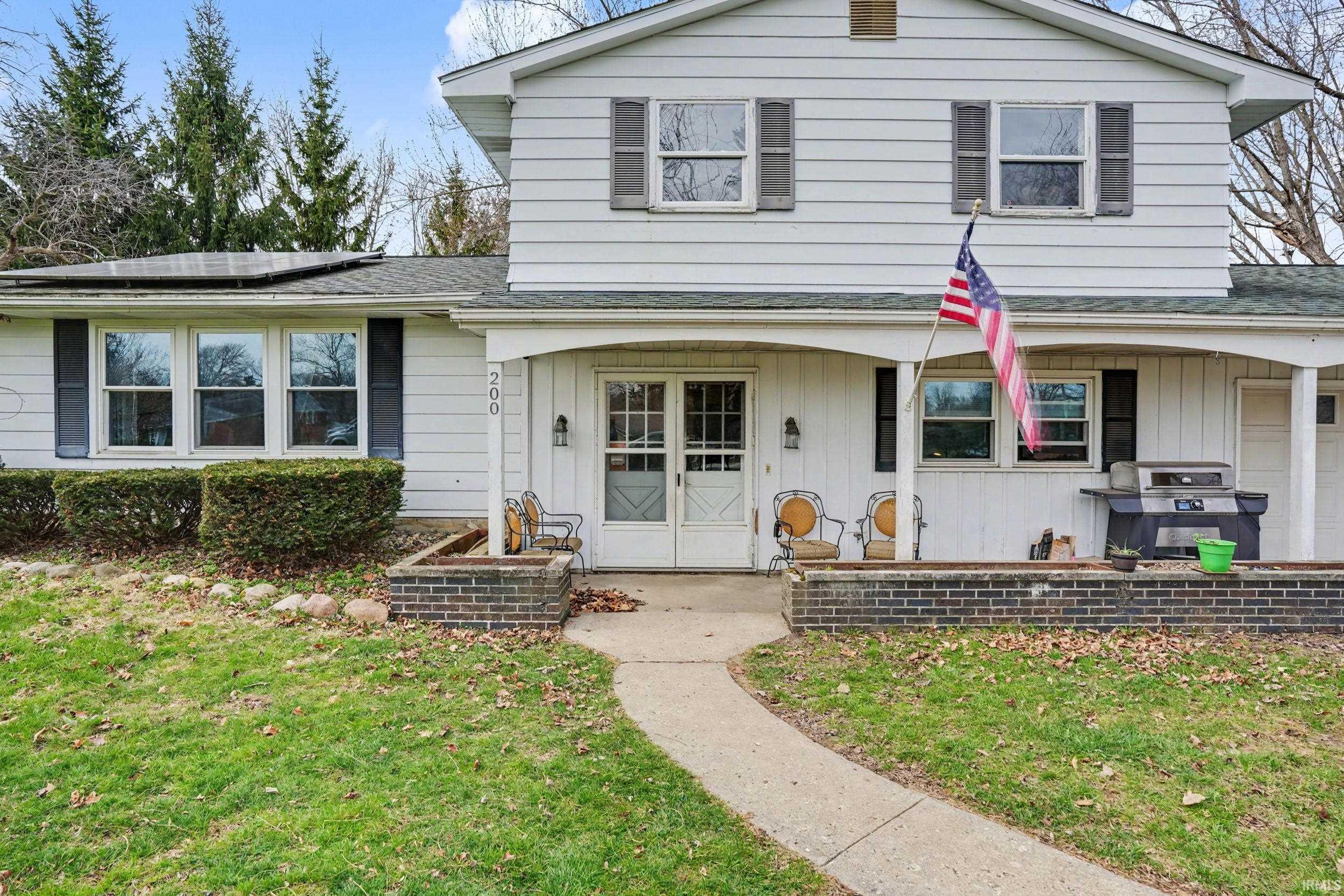 Photo of 200 Crescent Avenue