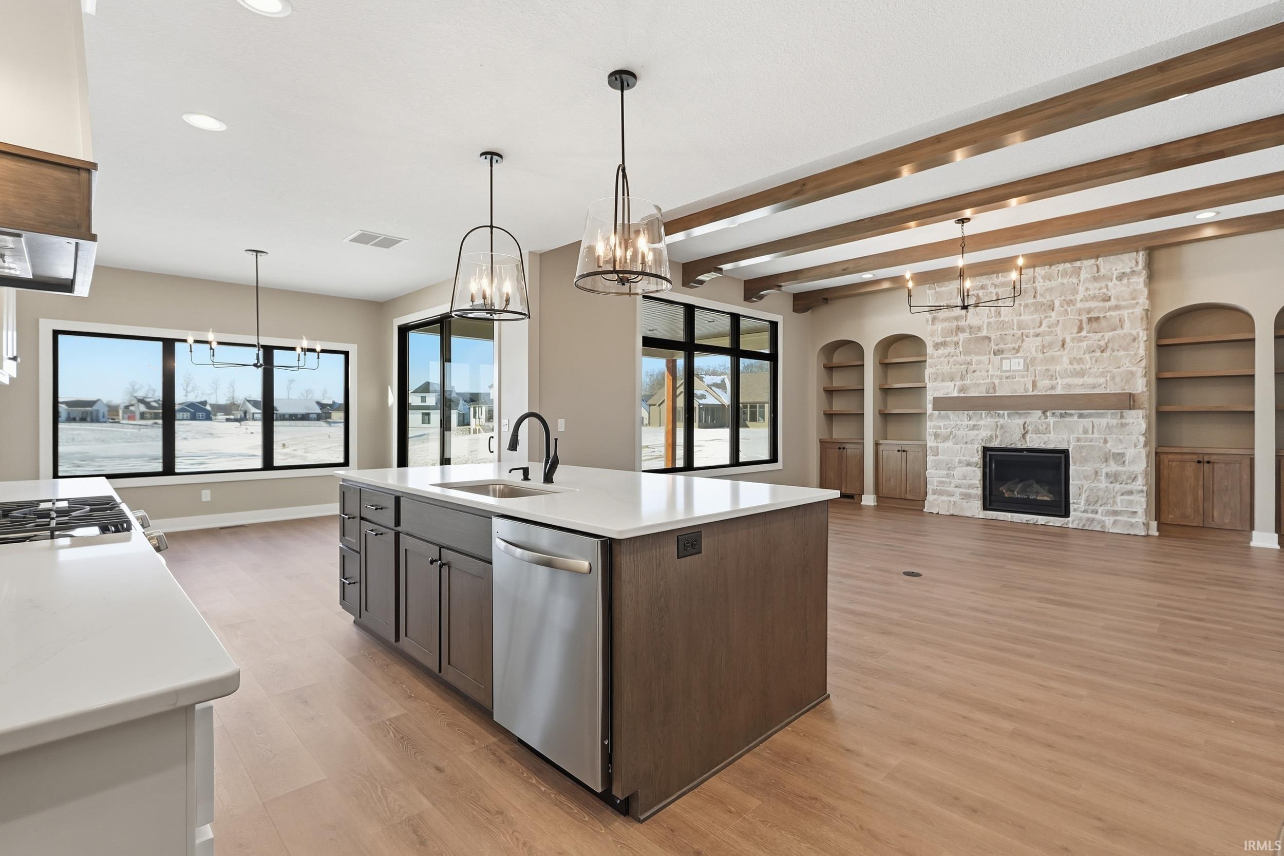 Photo 12 of 17839 Monza Pass