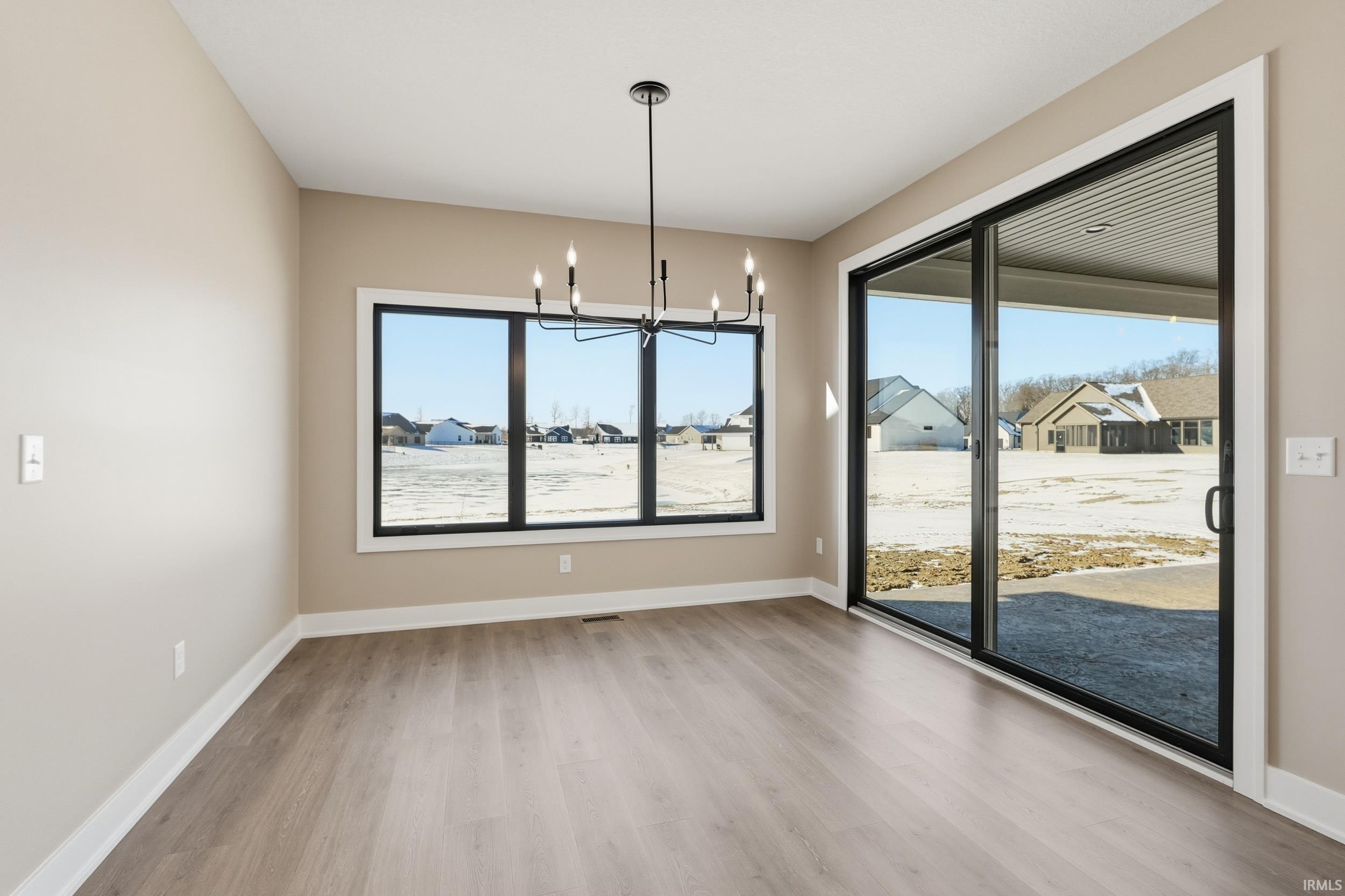 Photo 14 of 17839 Monza Pass