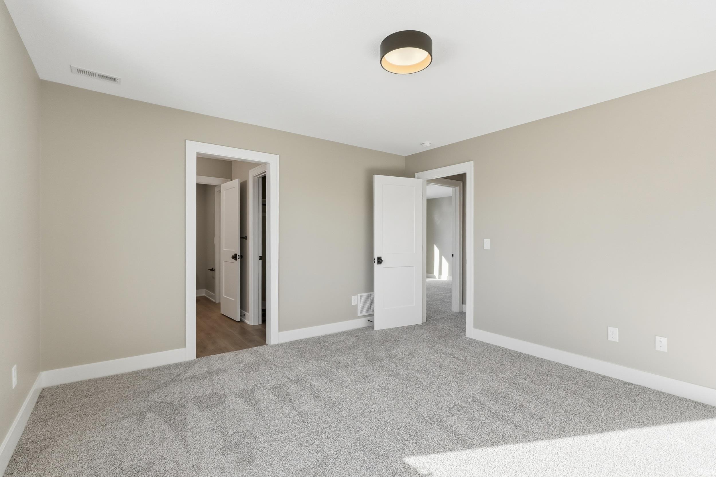 Photo 33 of 17839 Monza Pass