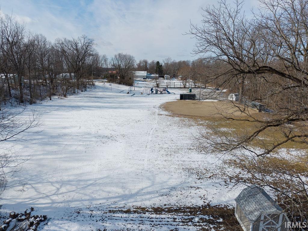 Homes for sale in La Fontaine, IN | 204 S Main St, La Fontaine, IN 46940 | MLS# 202602525