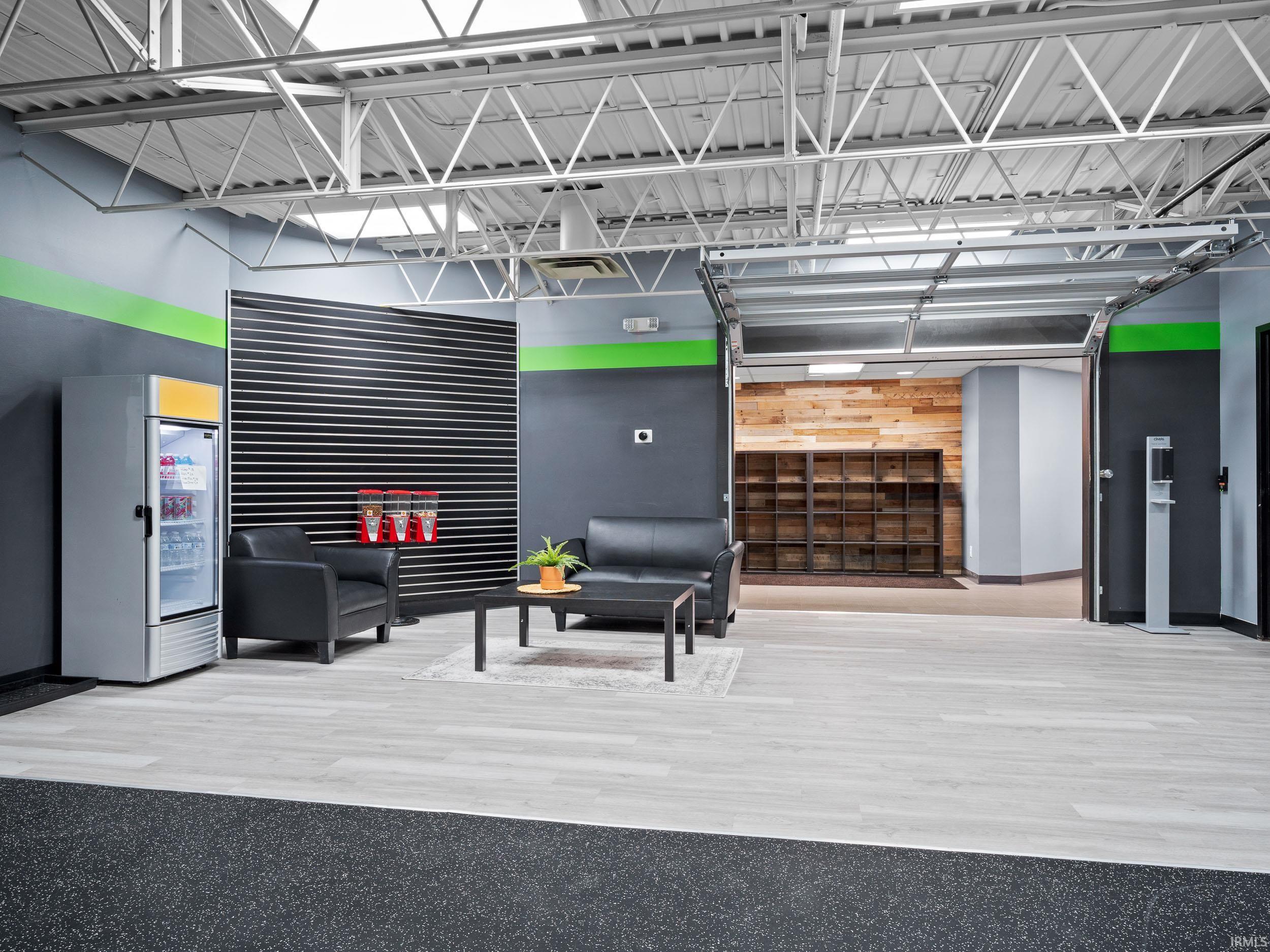 Photo 12 of 215 E Van Buren Street