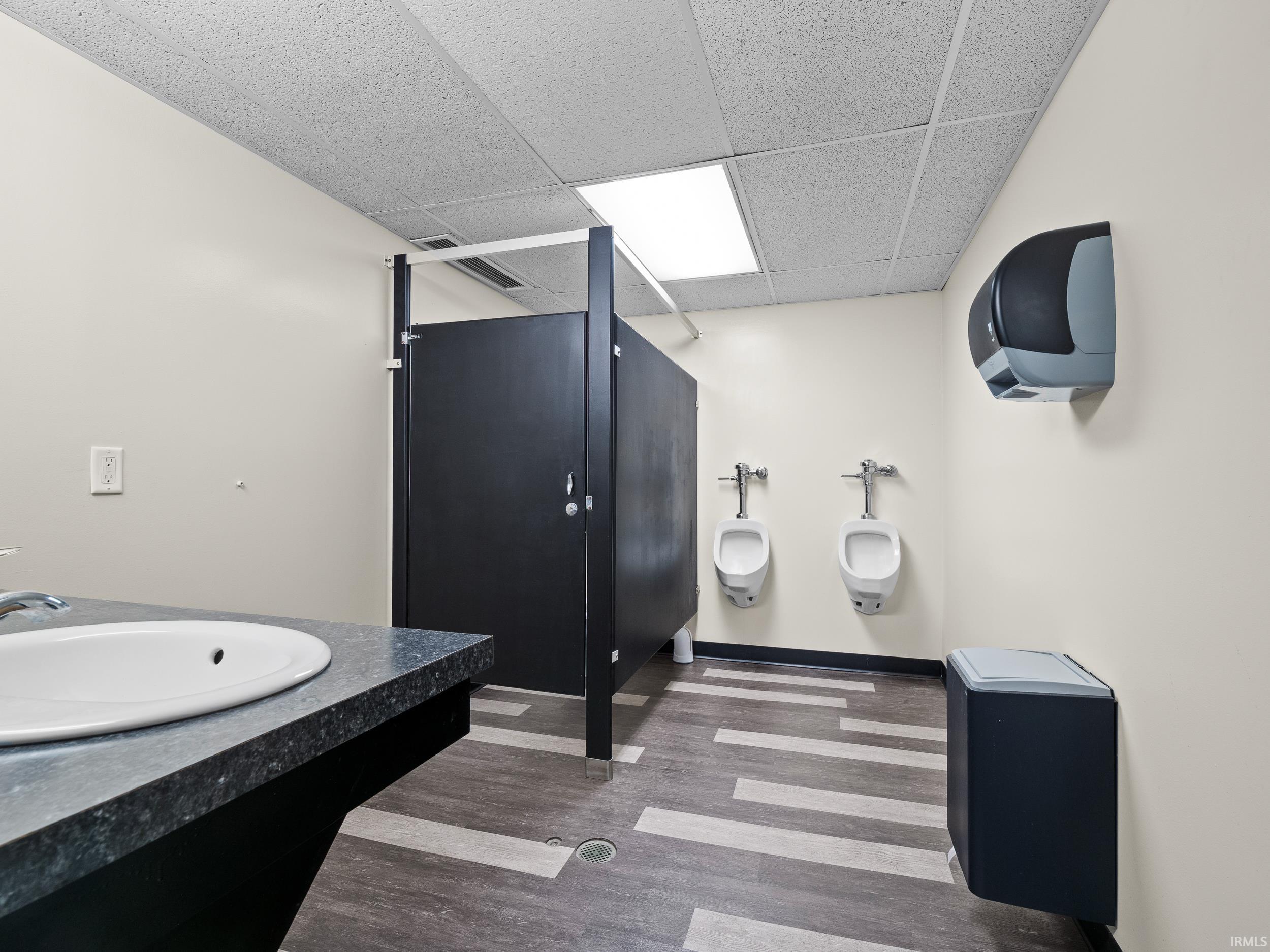 Photo 23 of 215 E Van Buren Street