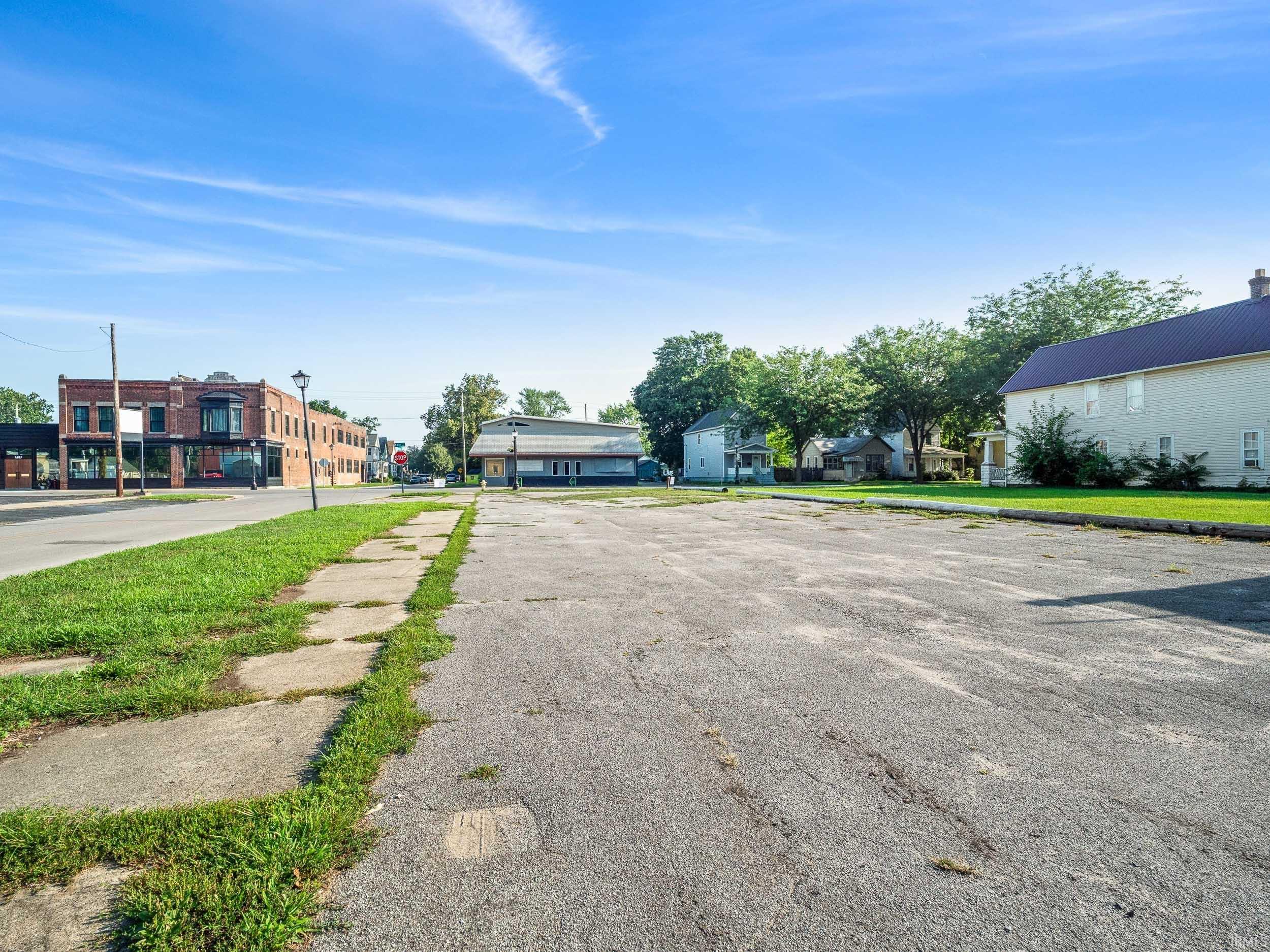 Photo 10 of 1327 W Main Street