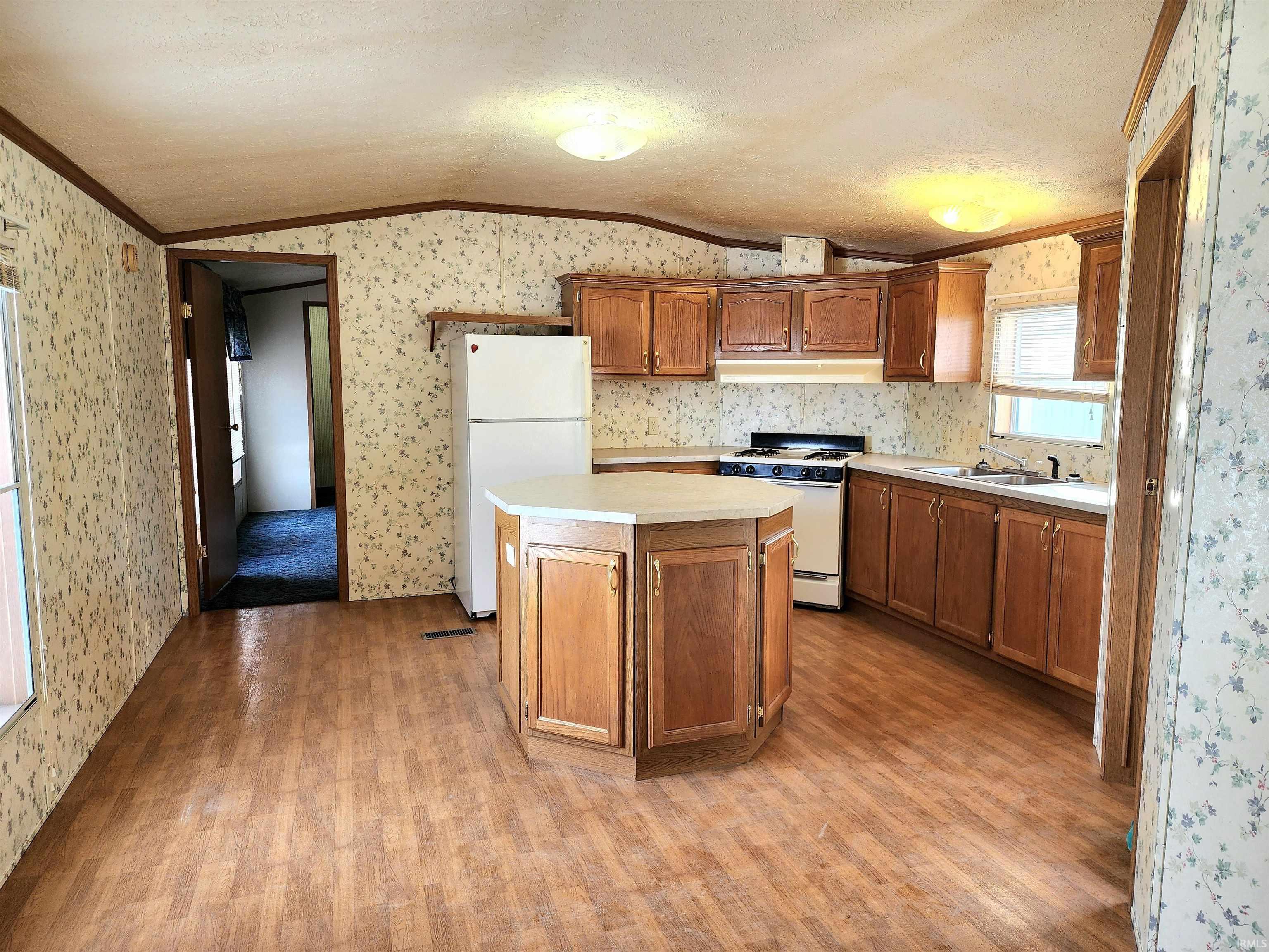 Photo 5 of 7665 Renner Street