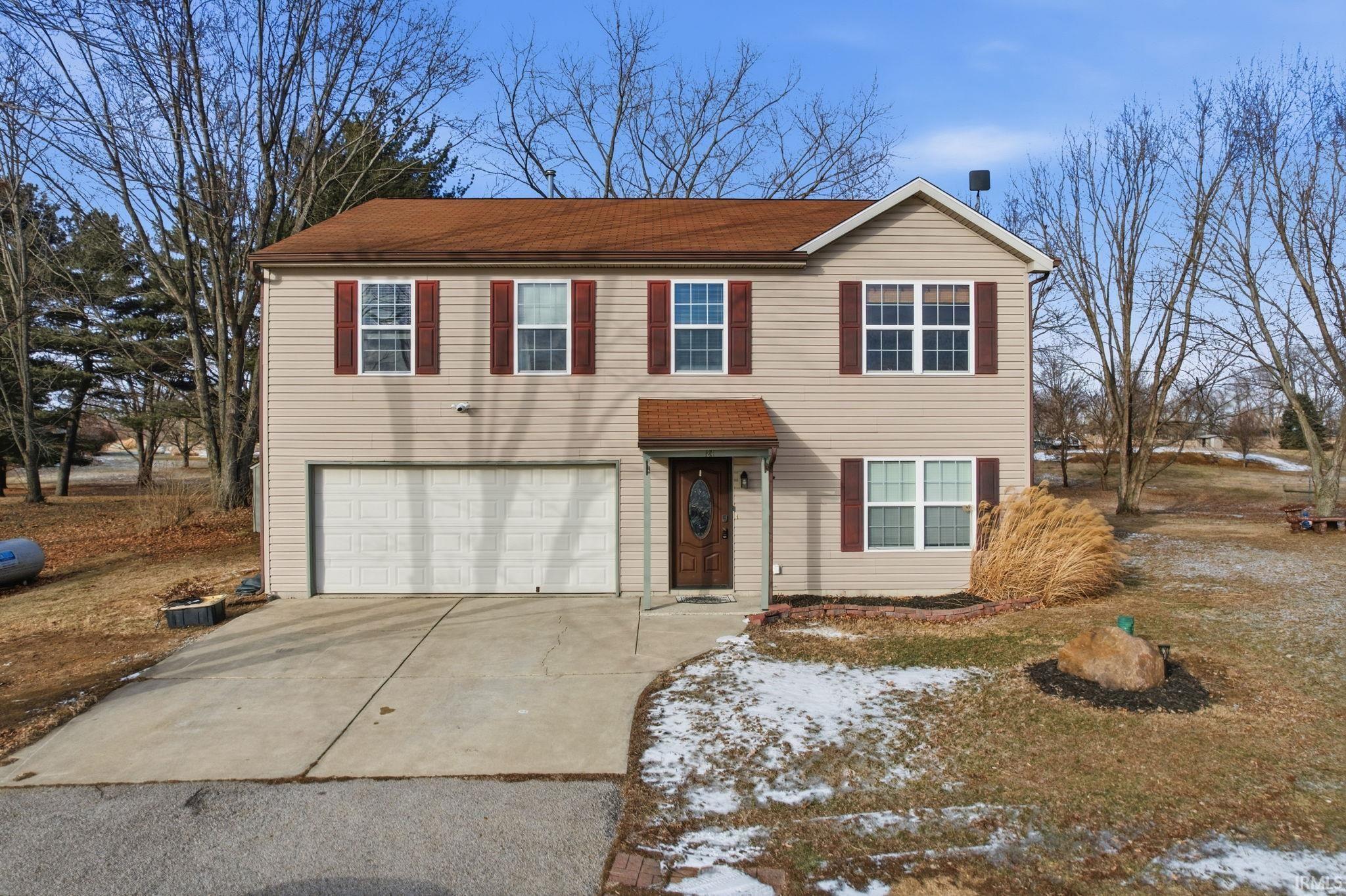 Homes for sale in Rossville, IN | 9924 W State Road 26, Rossville, IN 46065 | MLS# 202602756