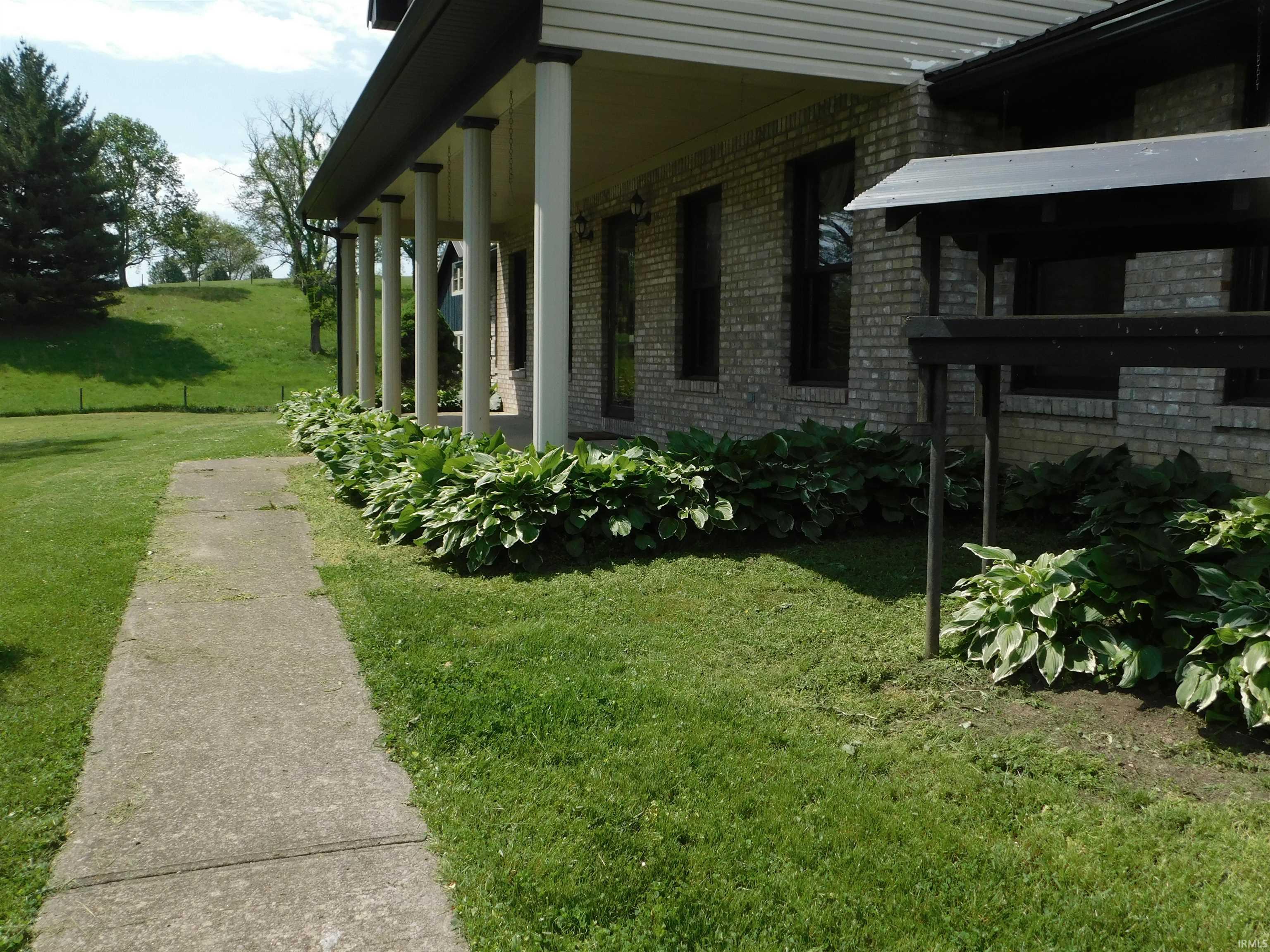 Photo 3 of Manufactured home for sale at 2620 W Cody Rd, Salem, IN 47167 | MLS# 202602800 | Listing updated on 2026-09-21