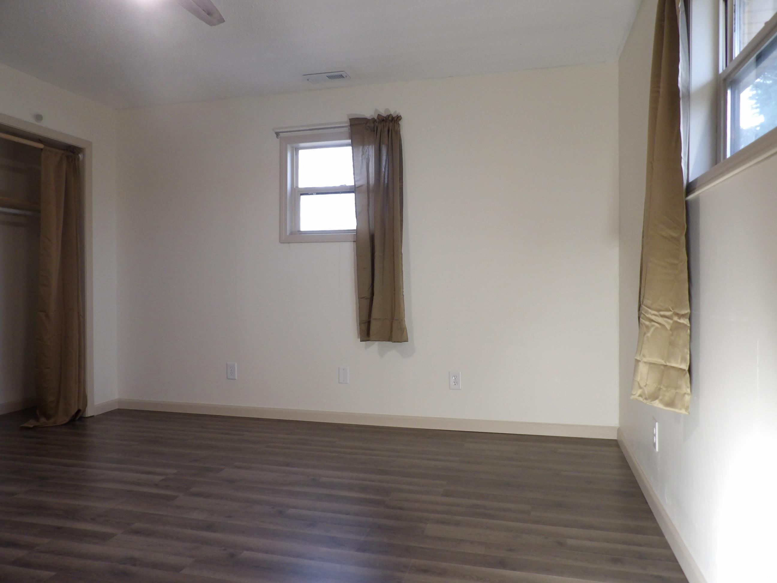 Photo 20 of 201 N Garrison Street