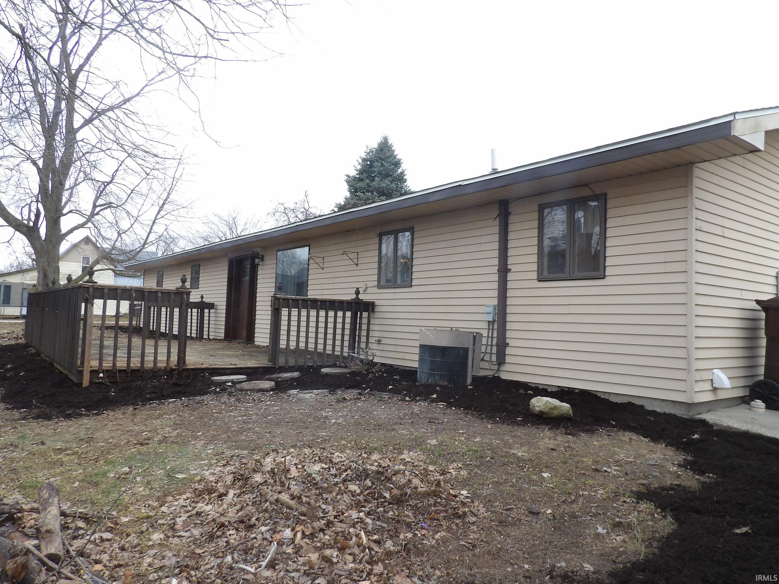 Photo 34 of 201 N Garrison Street