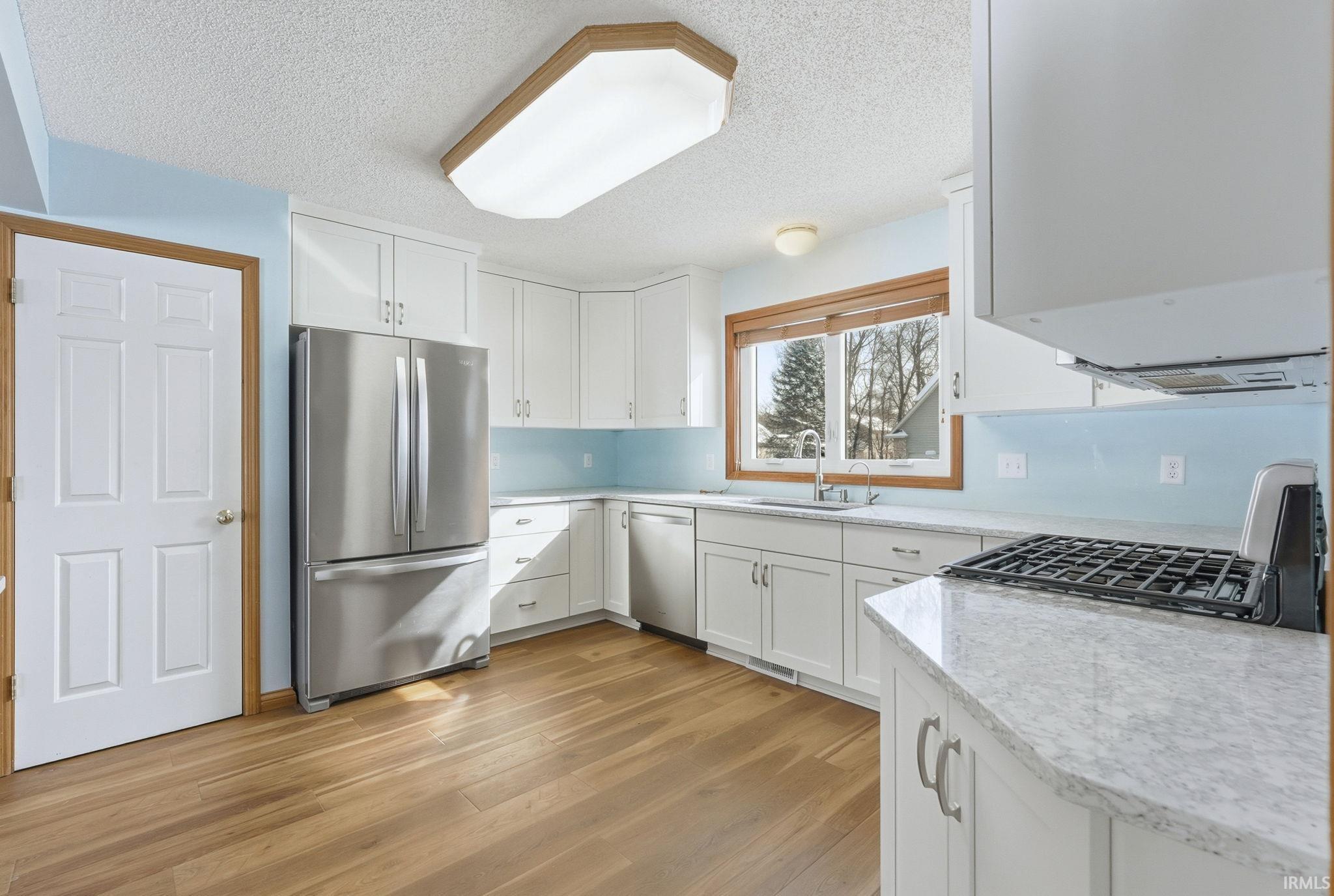 Photo 7 of 6831 Tree Top Trail