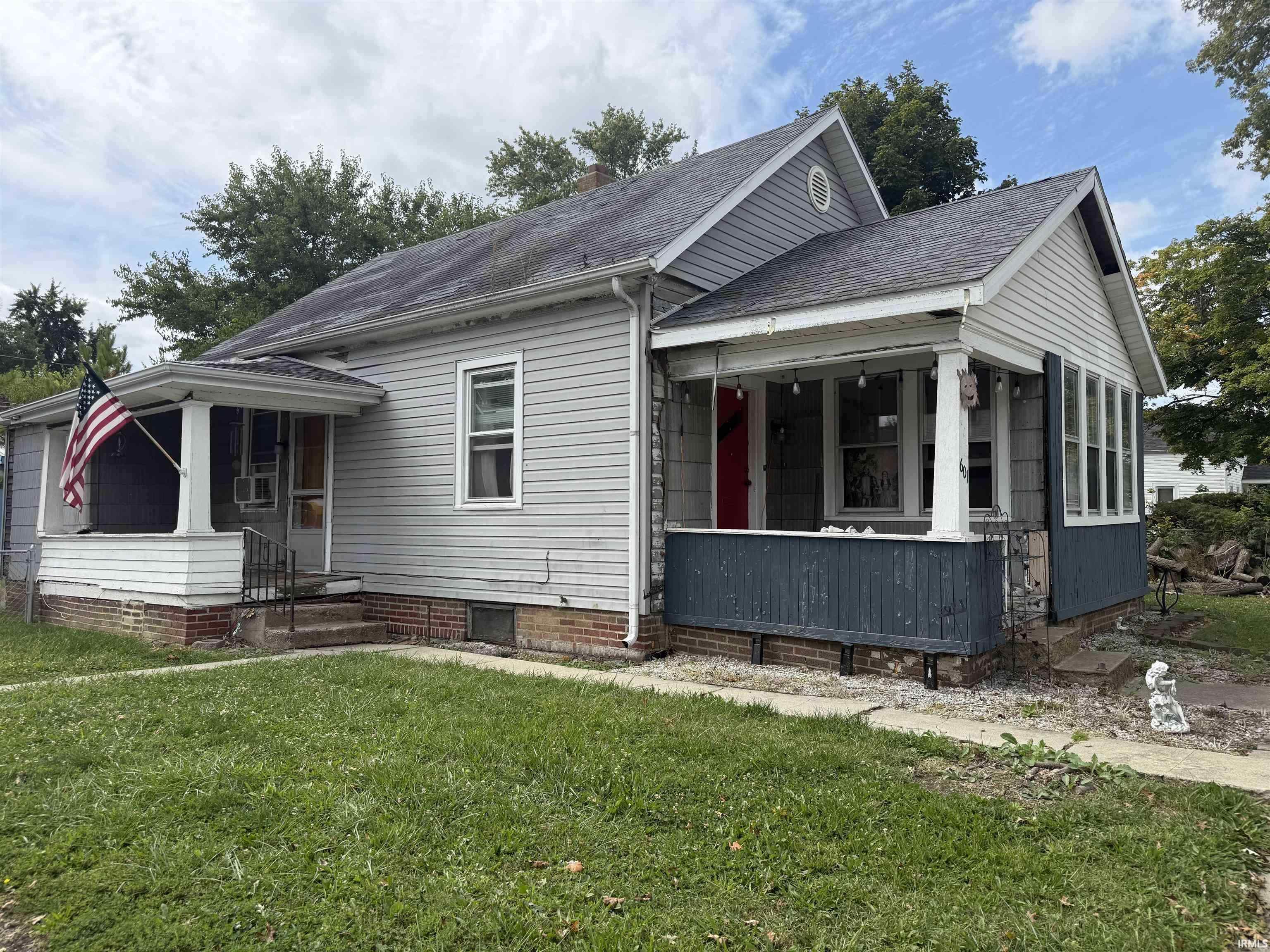 Homes for sale in Hartford City, IN | 601 W Main St, Hartford City, IN 47348 | MLS# 202602991