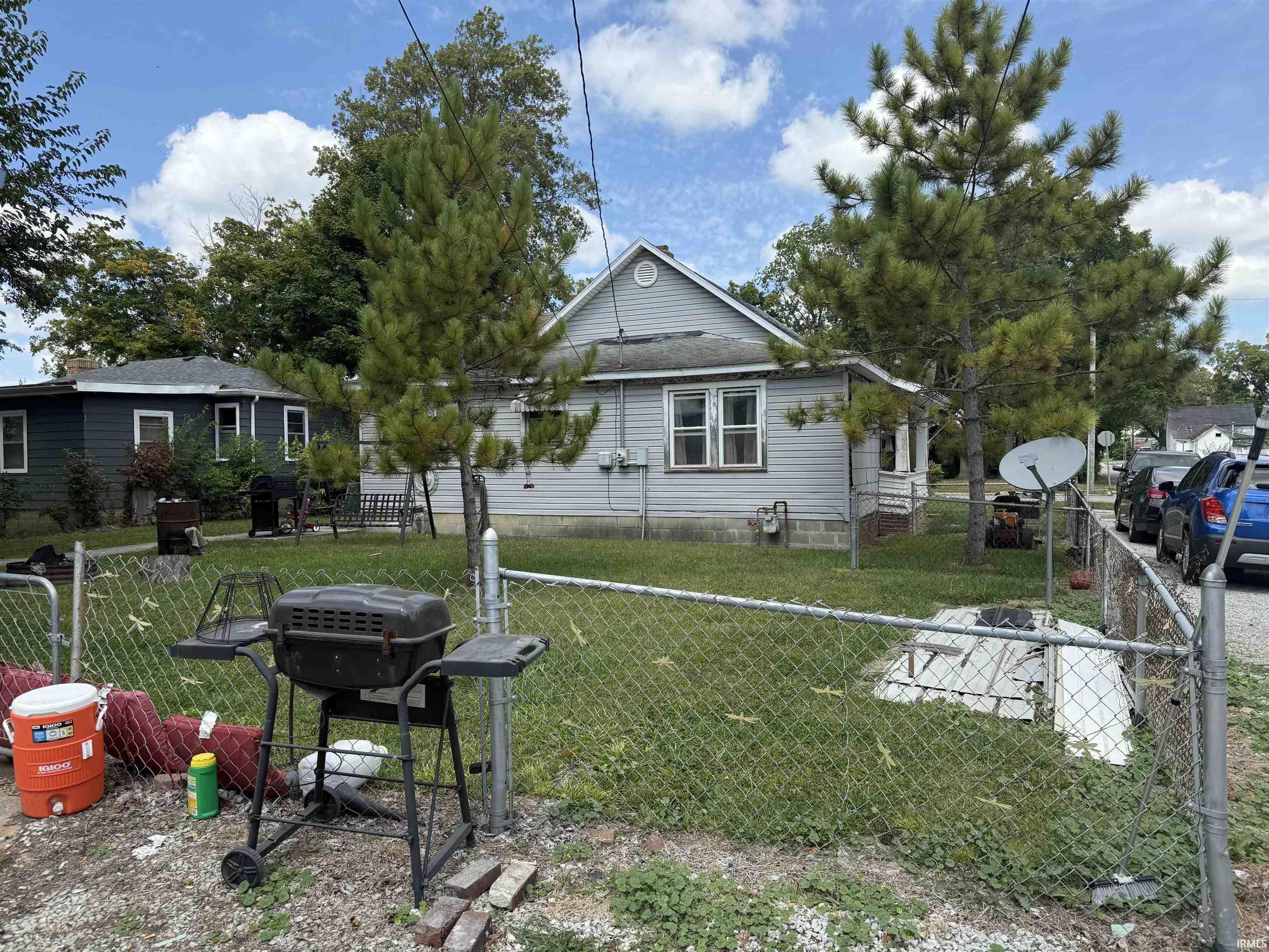 Homes for sale in Hartford City, IN | 601 W Main St, Hartford City, IN 47348 | MLS# 202602991