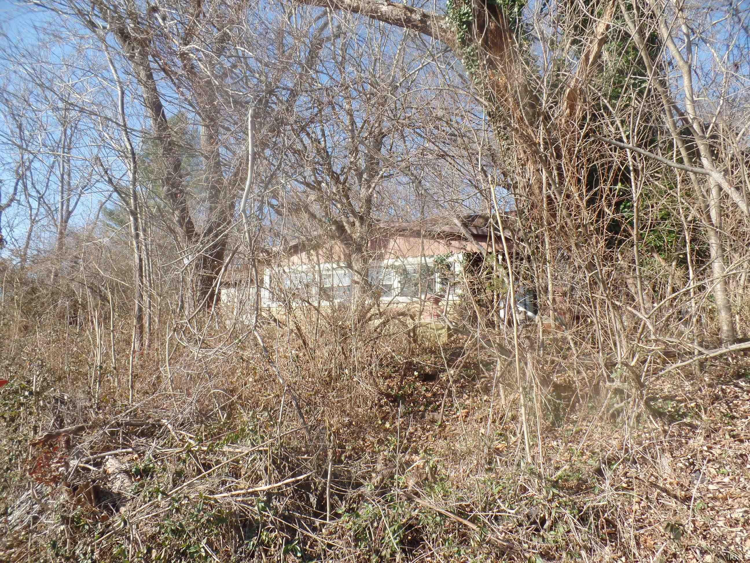 Homes for sale in Bloomfield, IN | 1997 N Cold Springs Rd, Bloomfield, IN 47424 | MLS# 202602996